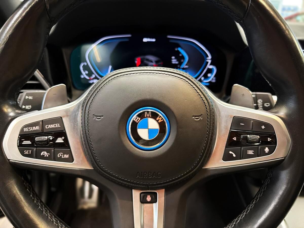 Billede af BMW 330e Touring 2,0 Plugin-hybrid M-Sport Steptronic 292HK Stc 8g Aut.