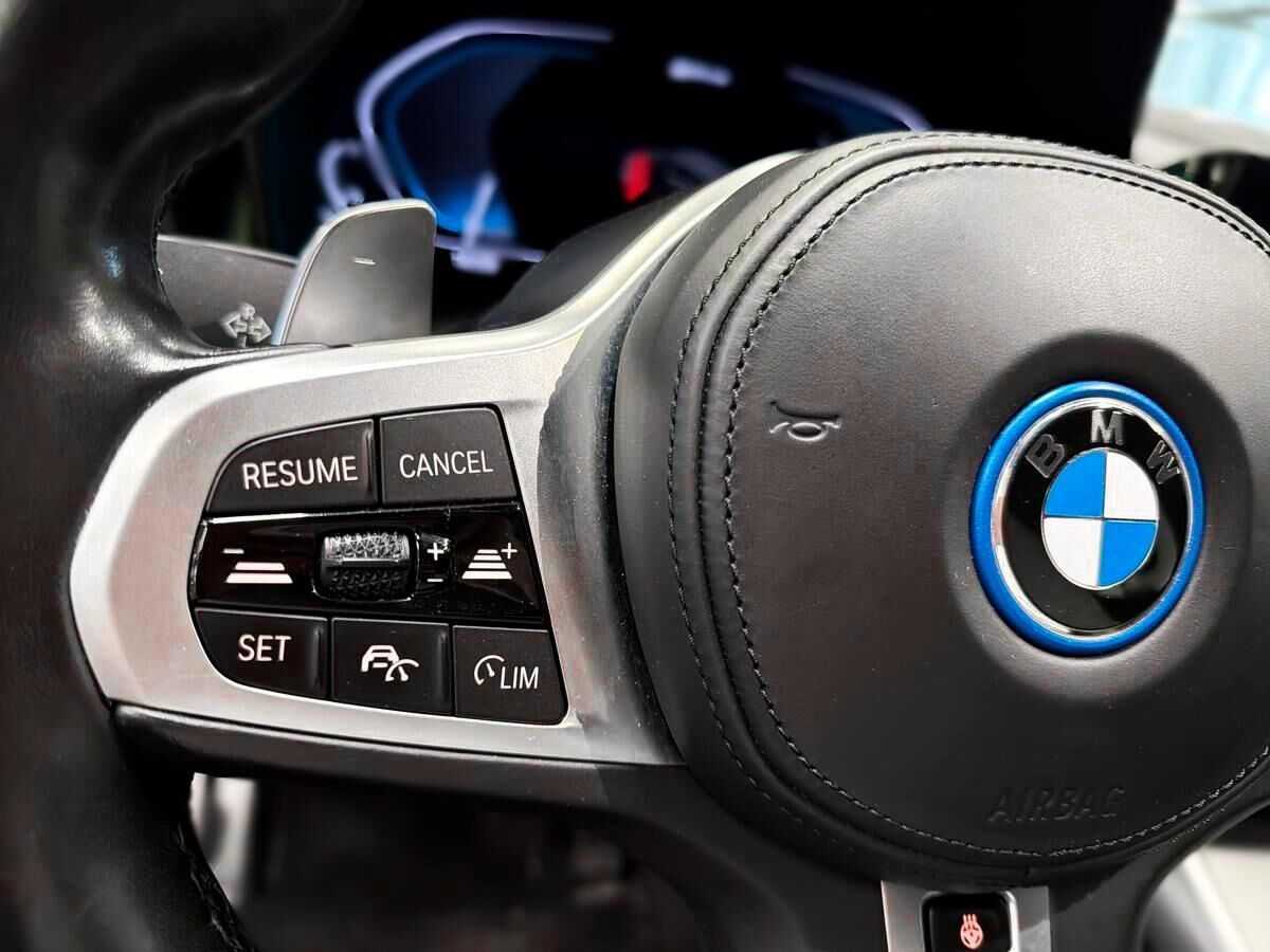 Billede af BMW 330e Touring 2,0 Plugin-hybrid M-Sport Steptronic 292HK Stc 8g Aut.