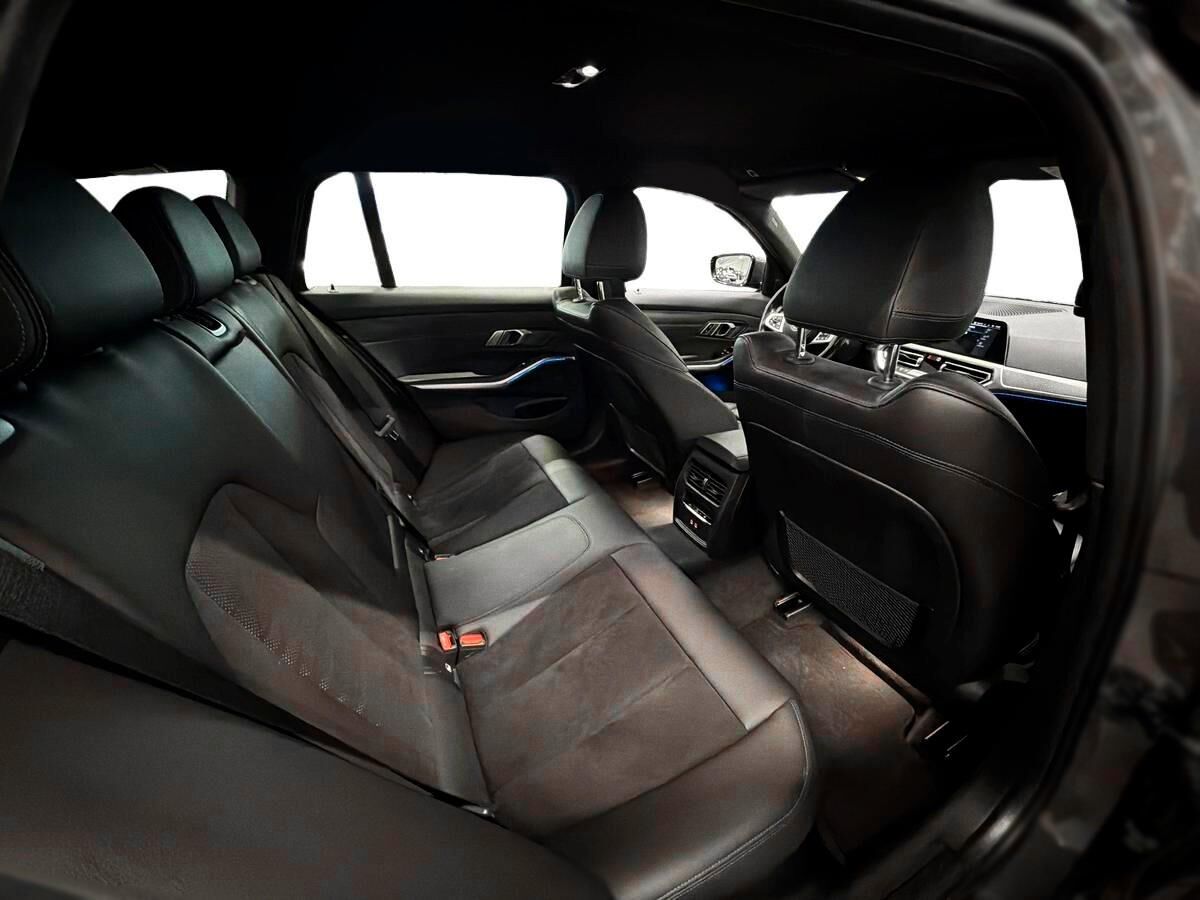 Billede af BMW 330e Touring 2,0 Plugin-hybrid M-Sport Steptronic 292HK Stc 8g Aut.