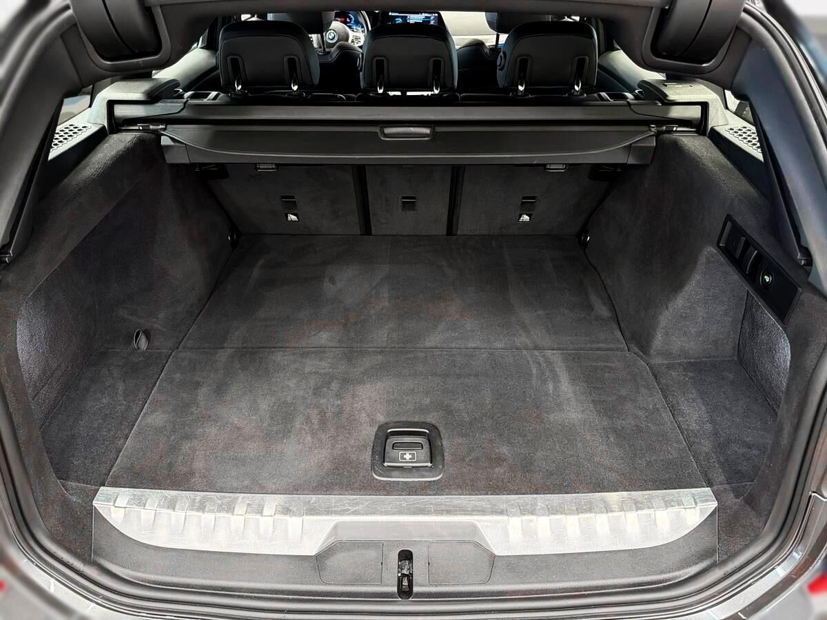 Billede af BMW 330e Touring 2,0 Plugin-hybrid M-Sport Steptronic 292HK Stc 8g Aut.