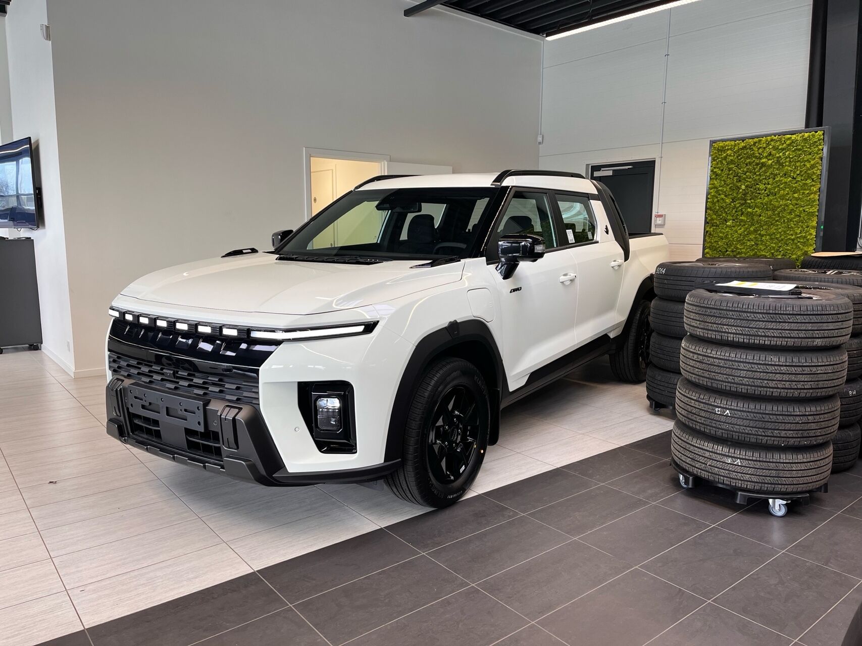 Billede af KGM Musso EV EL Black Line AWD 237HK DobKab Aut.