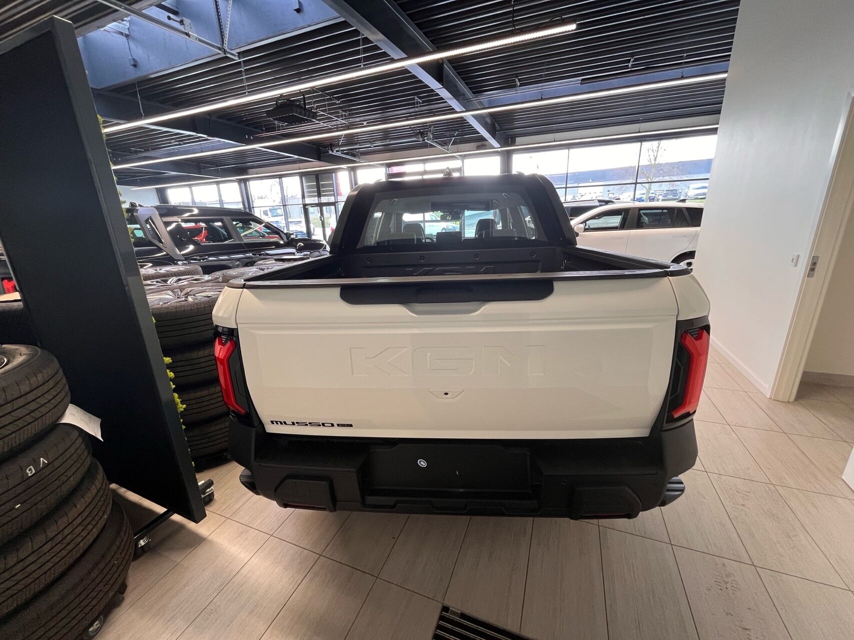 Billede af KGM Musso EV EL Black Line AWD 237HK DobKab Aut.