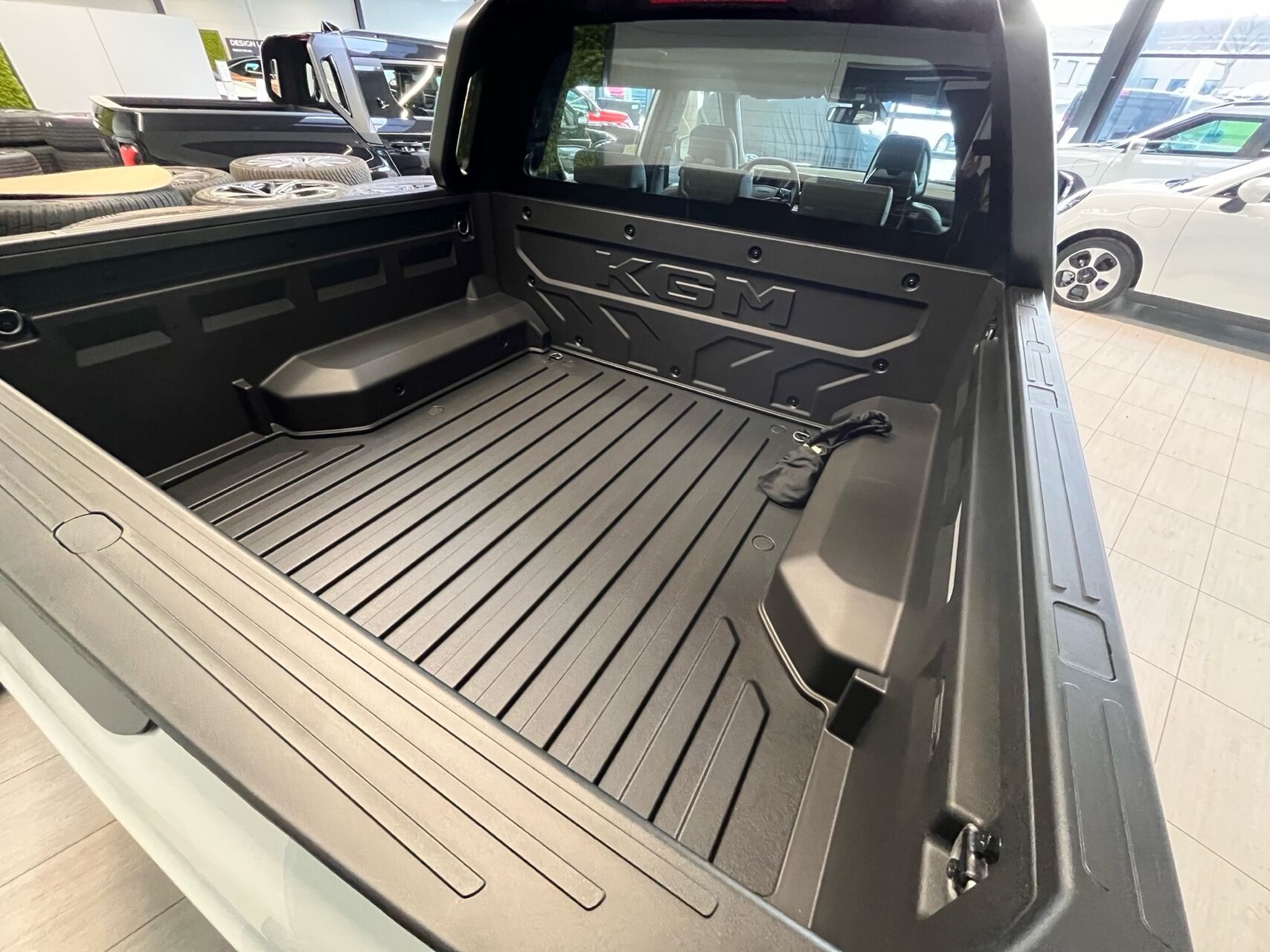 Billede af KGM Musso EV EL Black Line AWD 237HK DobKab Aut.