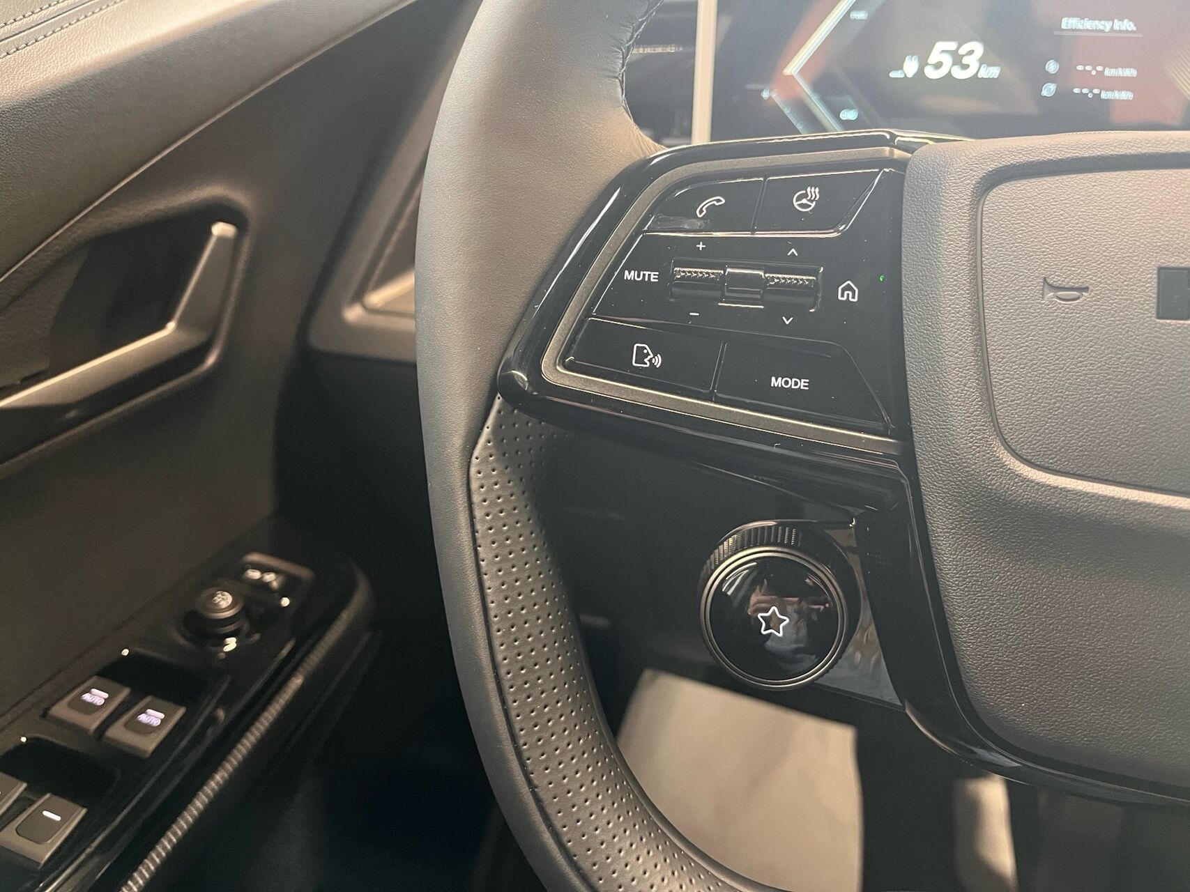 Billede af KGM Musso EV EL Black Line AWD 237HK DobKab Aut.