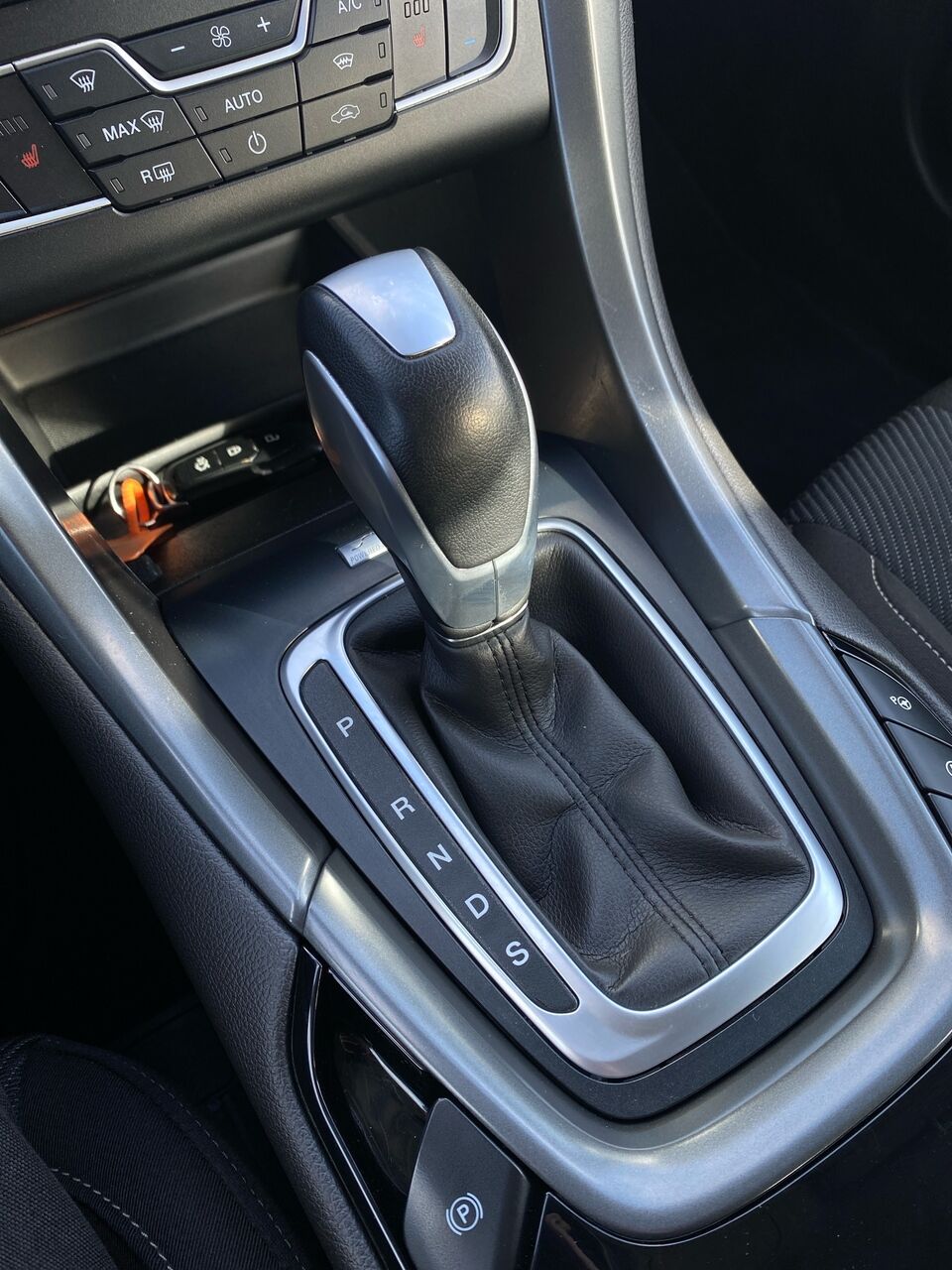 Billede af Ford Mondeo 1,5 EcoBoost Titanium Attack 160HK 5d 6g Aut.