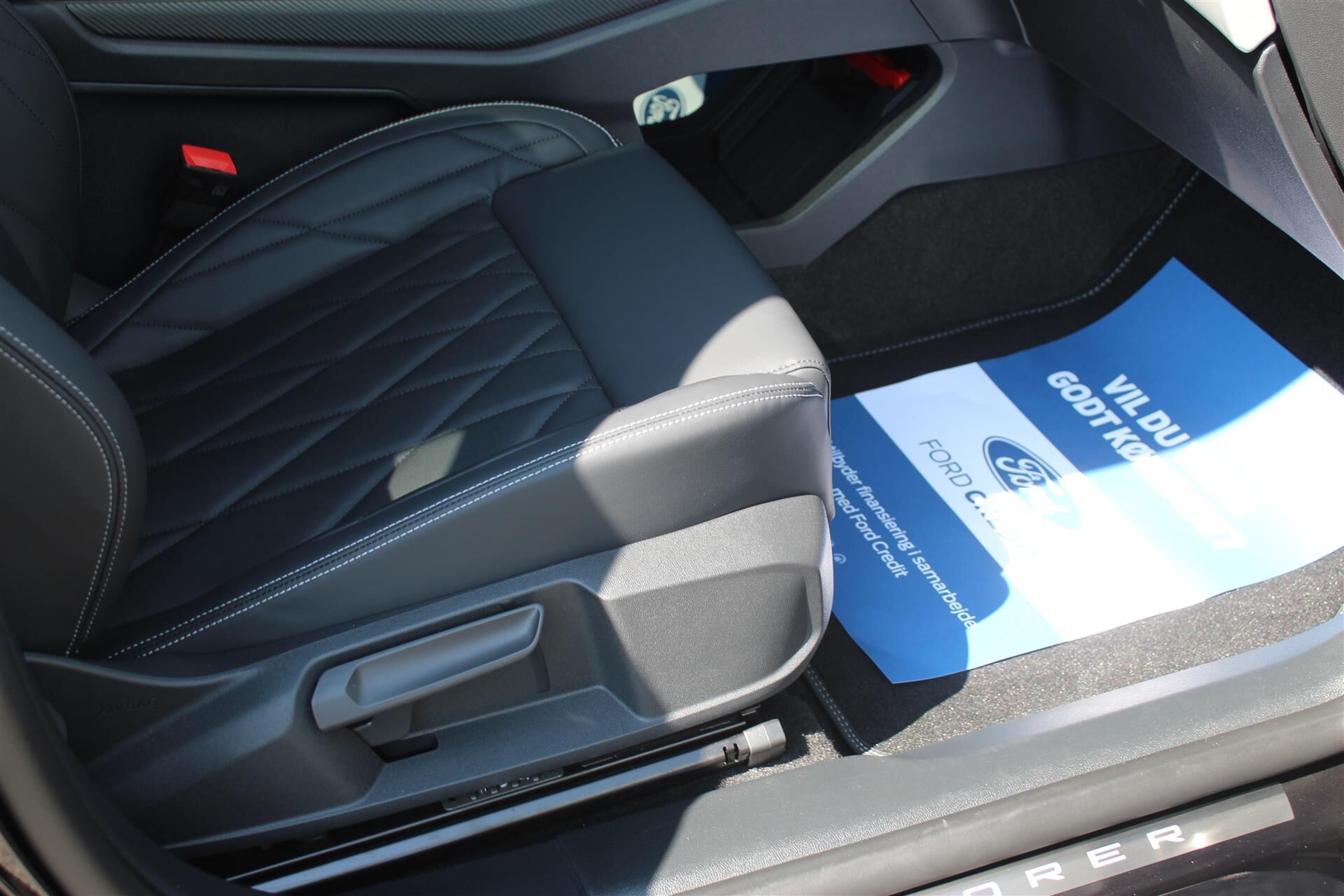 Billede af Ford Explorer EL UR Premium AWD 340HK 5d Aut.