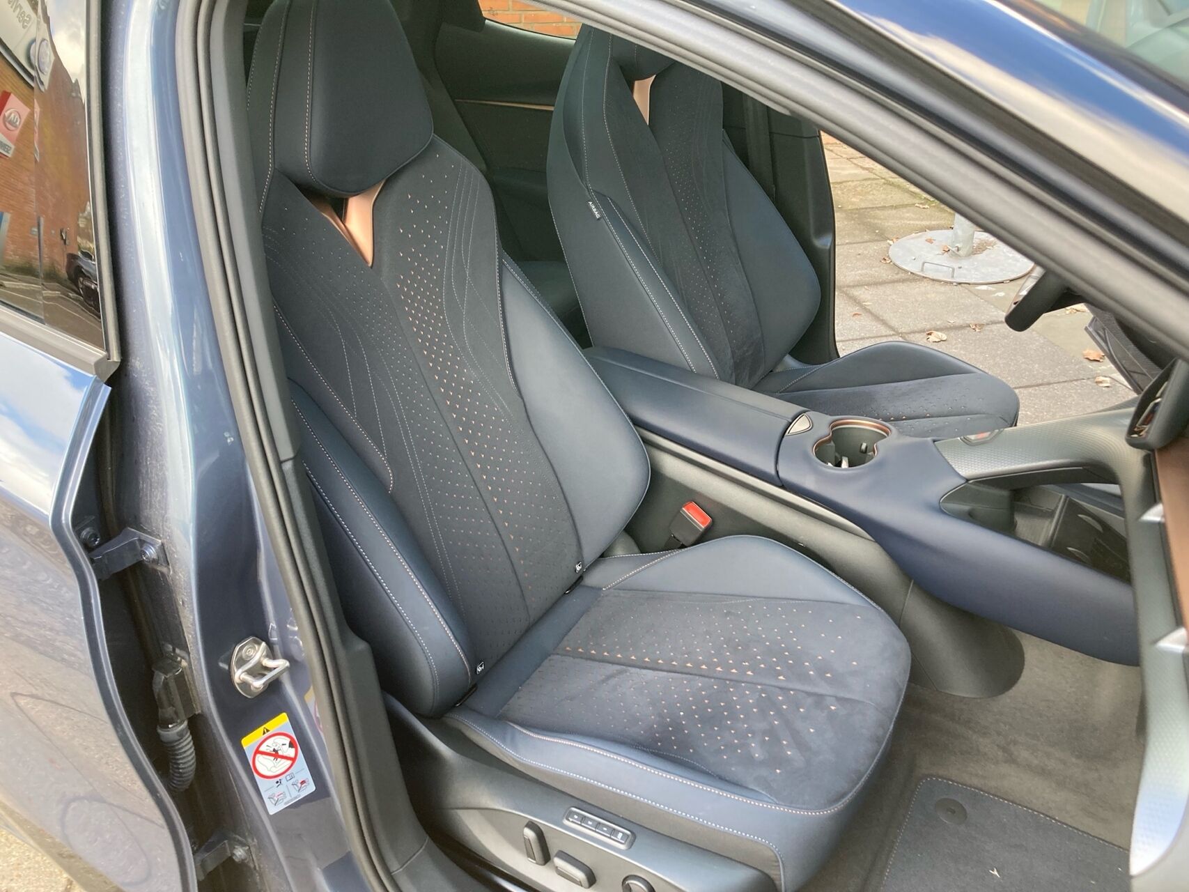 Billede af Cupra Tavascan EL VZ Adrenaline 4X4 340HK 5d Aut.