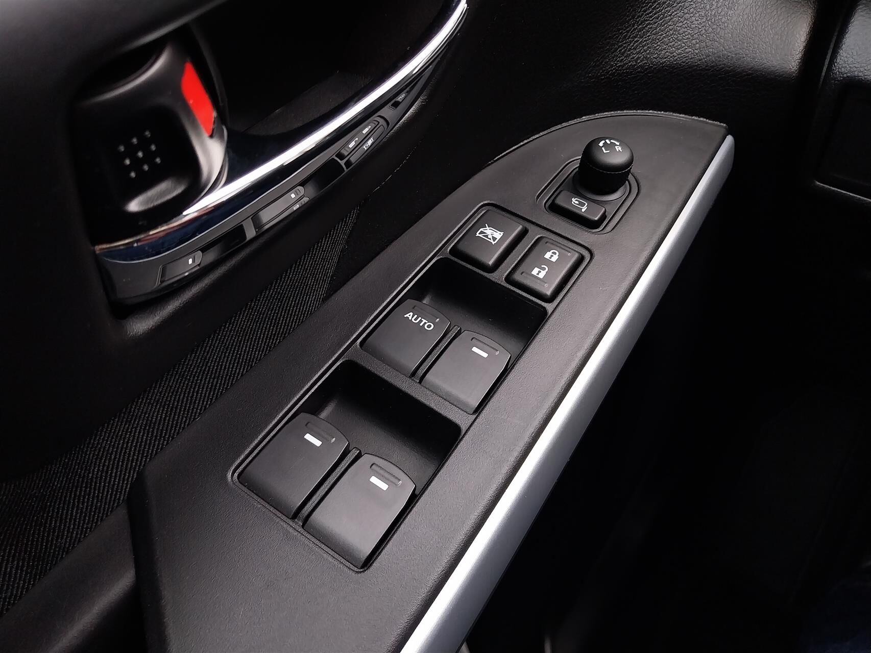 Billede af Suzuki S-Cross 1,0 Boosterjet Active 112HK 5d 6g Aut.