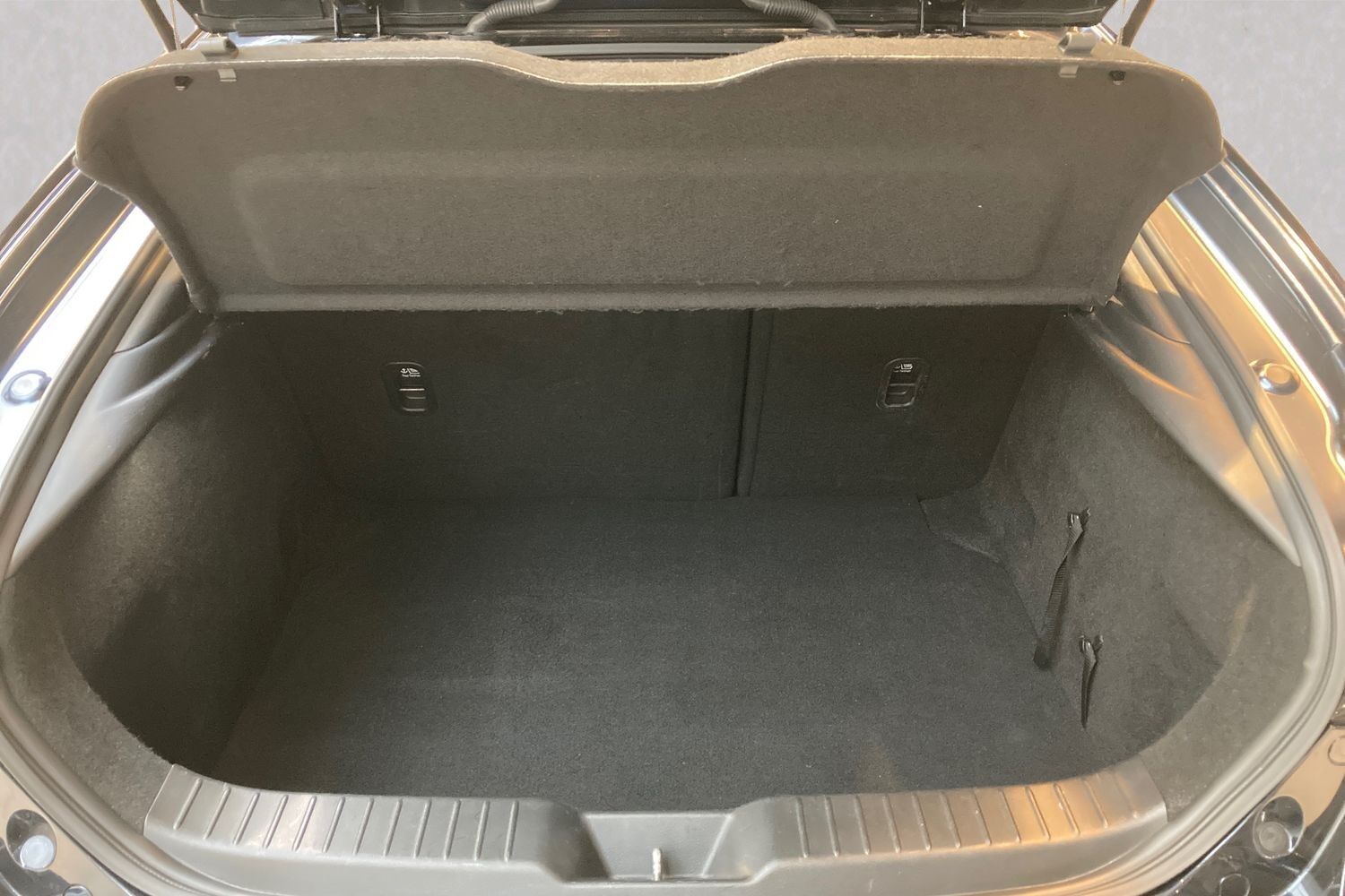 Billede af Mazda 3 2,0 Skyactiv-G  Mild hybrid Sky 122HK 5d 6g Aut.