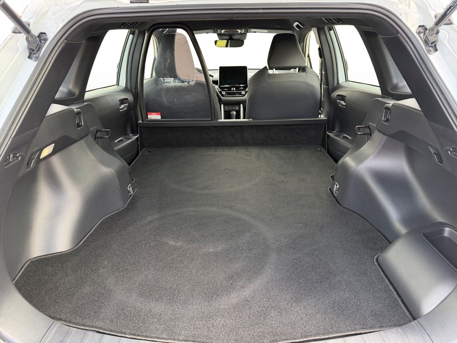 Billede af Toyota Corolla Cross 2,0 Hybrid Active E-CVT 197HK 5d Aut.