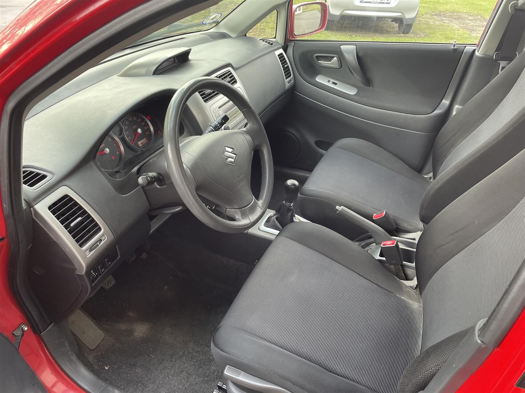 Billede af Suzuki Liana 1,6 GLX 106HK 5d