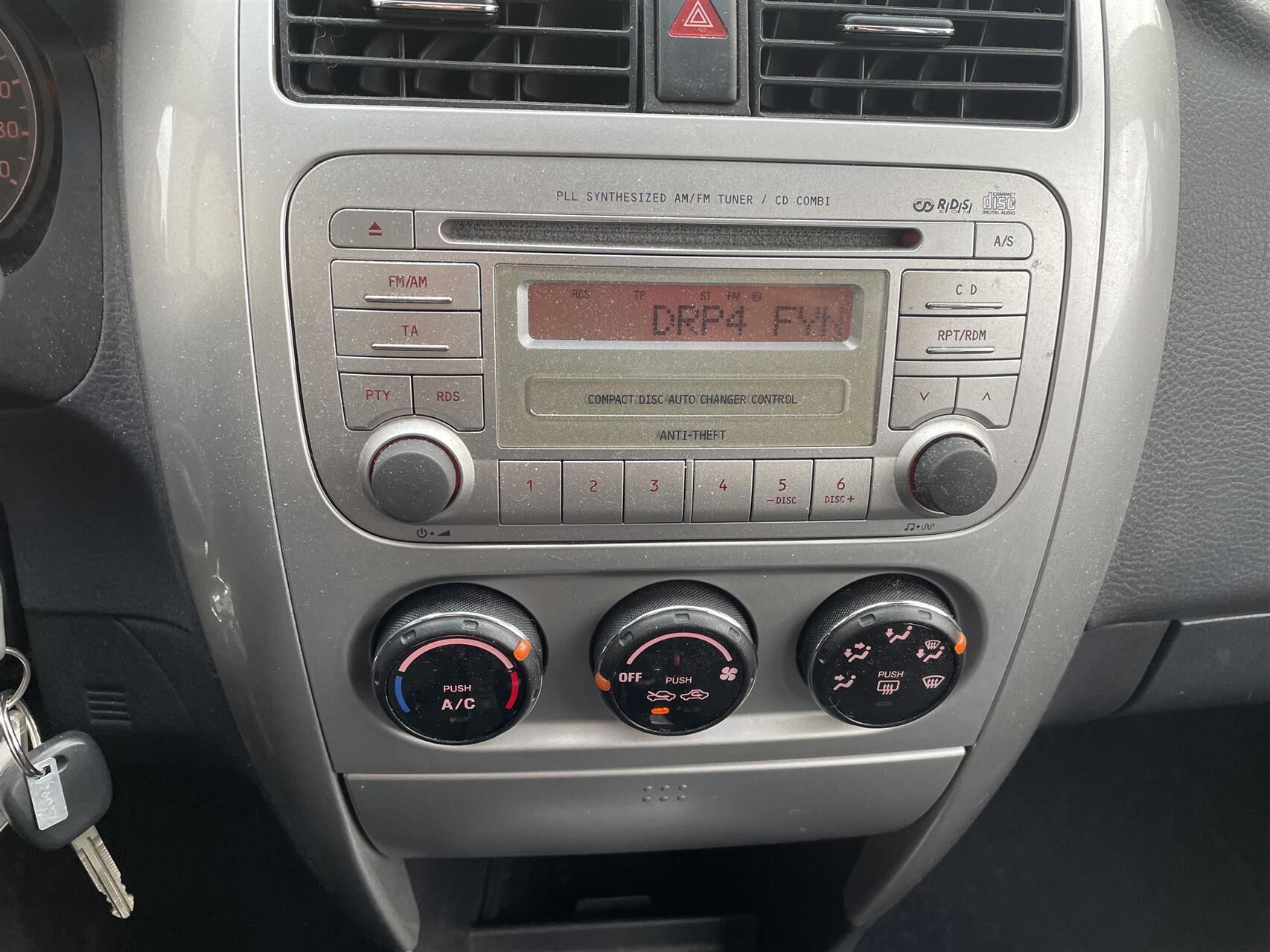 Billede af Suzuki Liana 1,6 GLX 106HK 5d