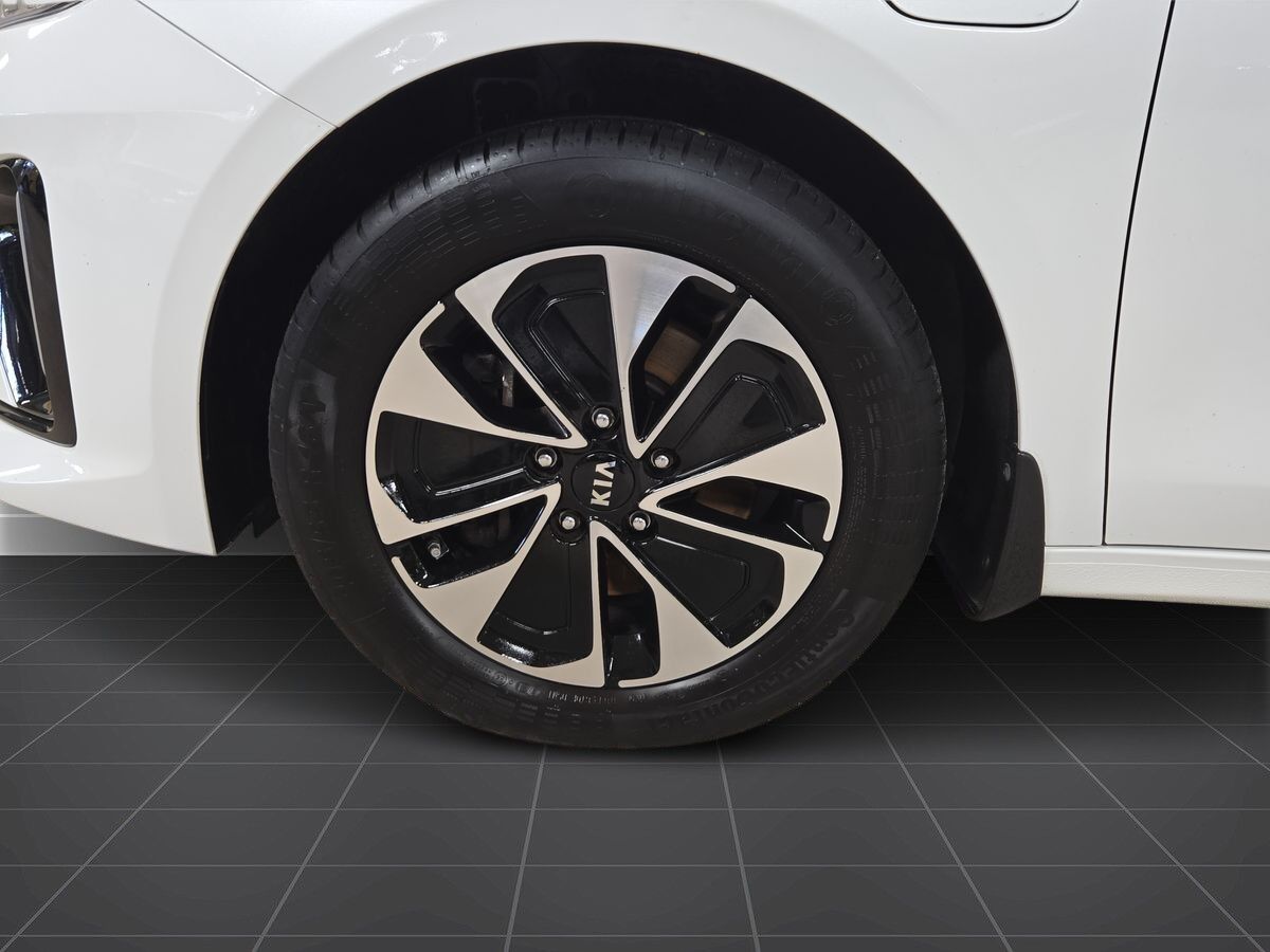 Billede af Kia Ceed SW 1,6 GDI PHEV  Plugin-hybrid Prestige DCT 141HK Stc 6g Aut.