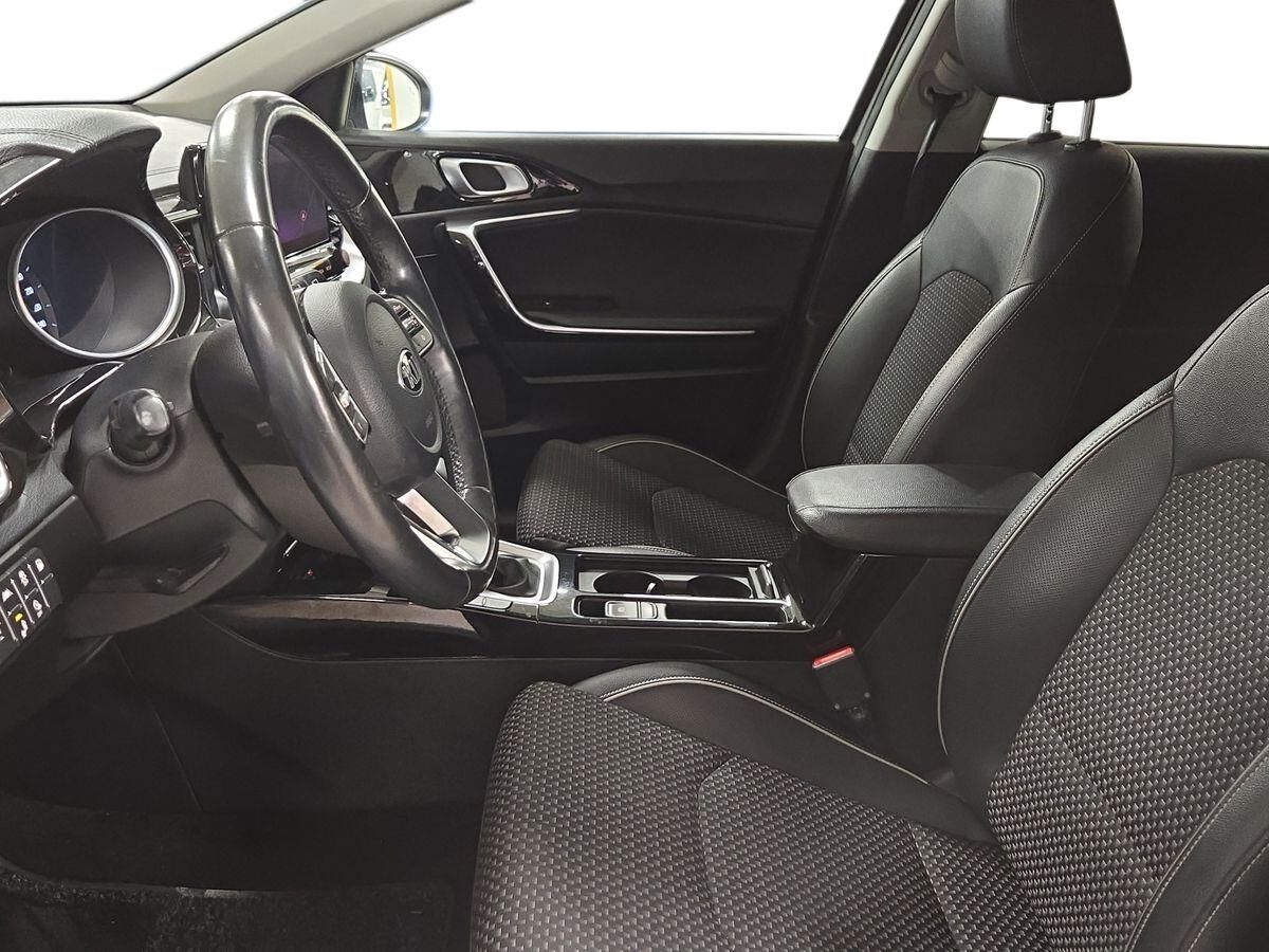 Billede af Kia Ceed SW 1,6 GDI PHEV  Plugin-hybrid Prestige DCT 141HK Stc 6g Aut.