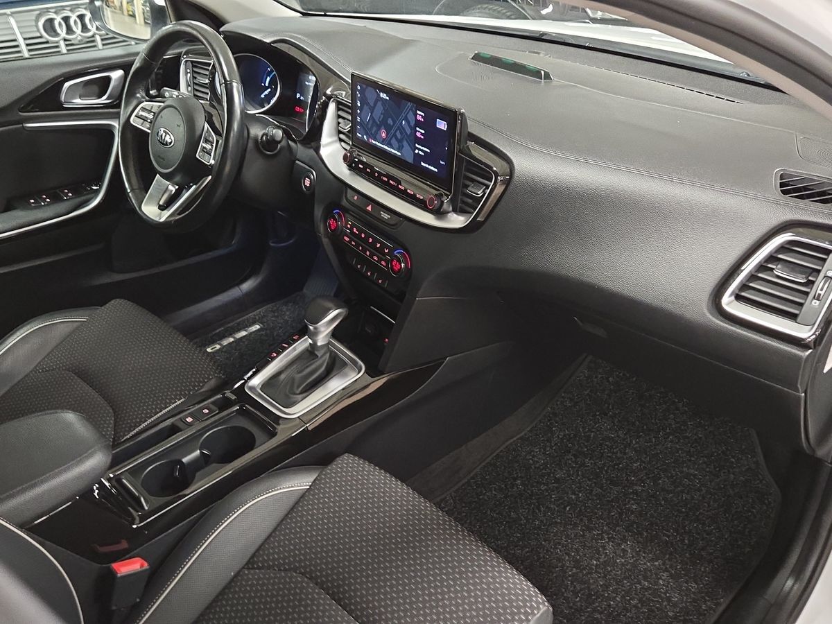 Billede af Kia Ceed SW 1,6 GDI PHEV  Plugin-hybrid Prestige DCT 141HK Stc 6g Aut.