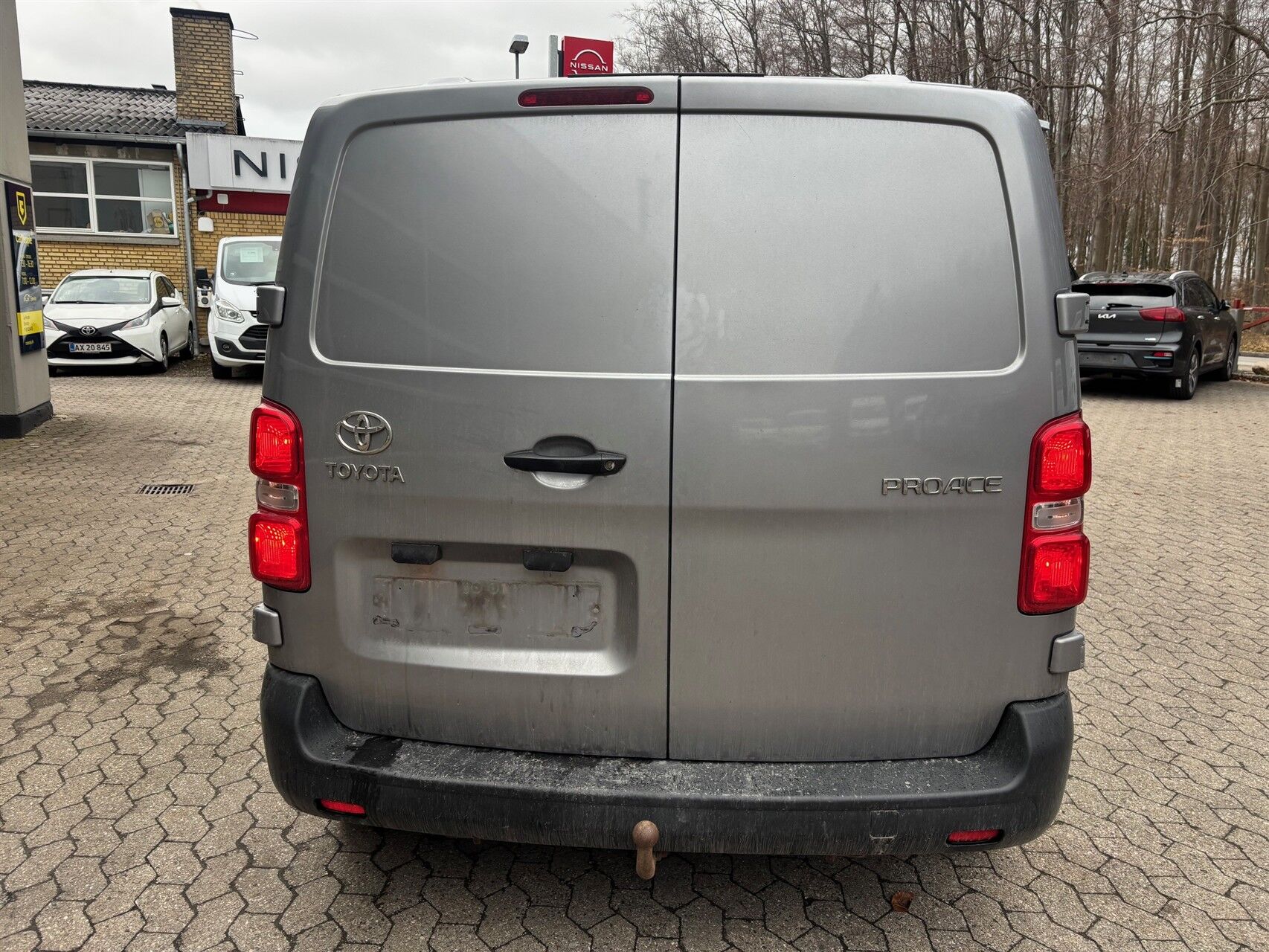 Billede af Toyota Proace Medium 1,5 D Comfort skydedør, dobb. bagdør u/ruder 120HK Van 6g