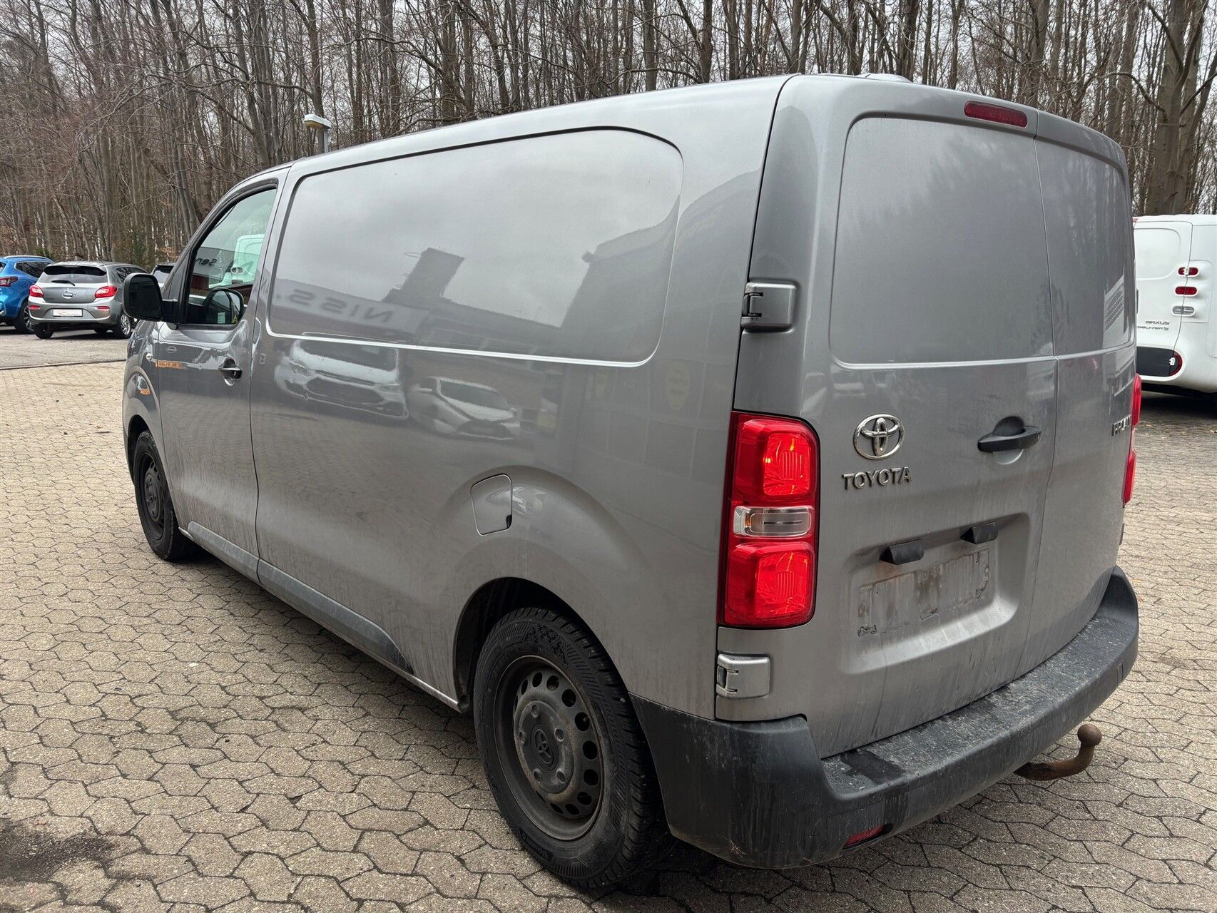 Billede af Toyota Proace Medium 1,5 D Comfort skydedør, dobb. bagdør u/ruder 120HK Van 6g