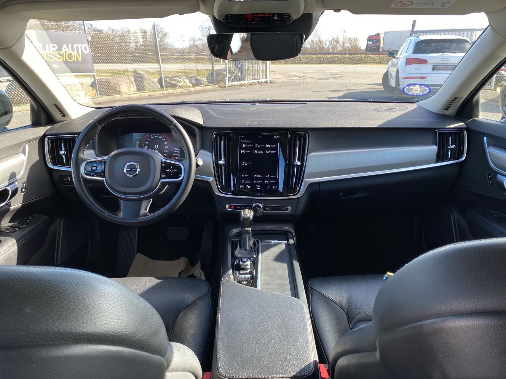 Billede af Volvo V90 2,0 D4 Momentum 190HK Stc 8g Aut.