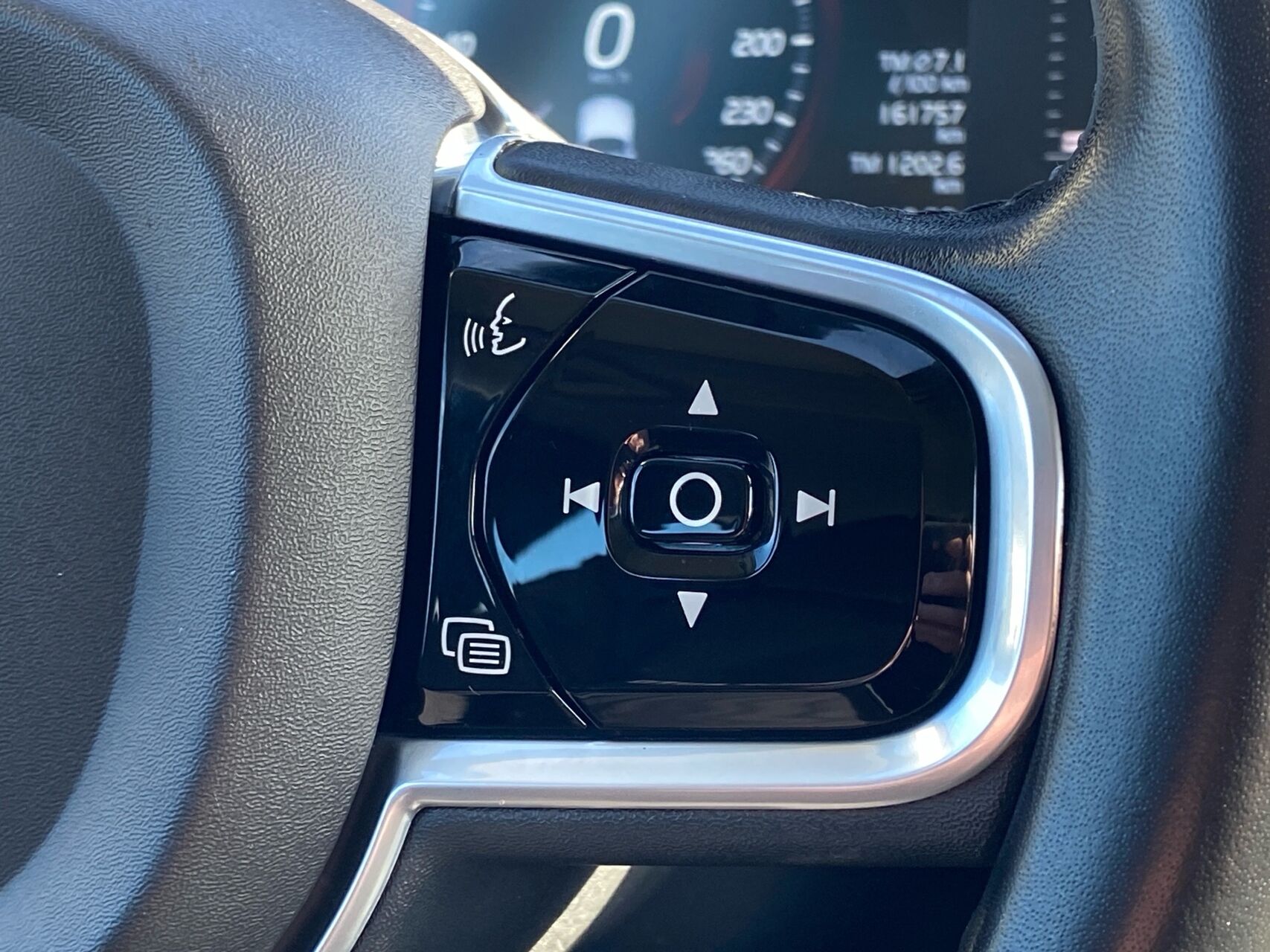 Billede af Volvo V90 2,0 D4 Momentum 190HK Stc 8g Aut.