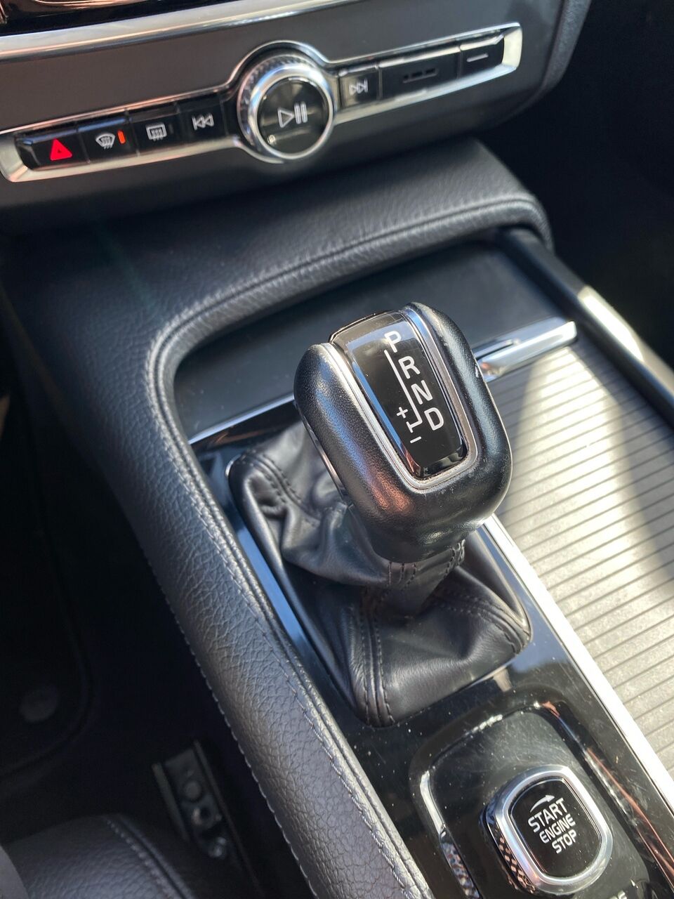 Billede af Volvo V90 2,0 D4 Momentum 190HK Stc 8g Aut.