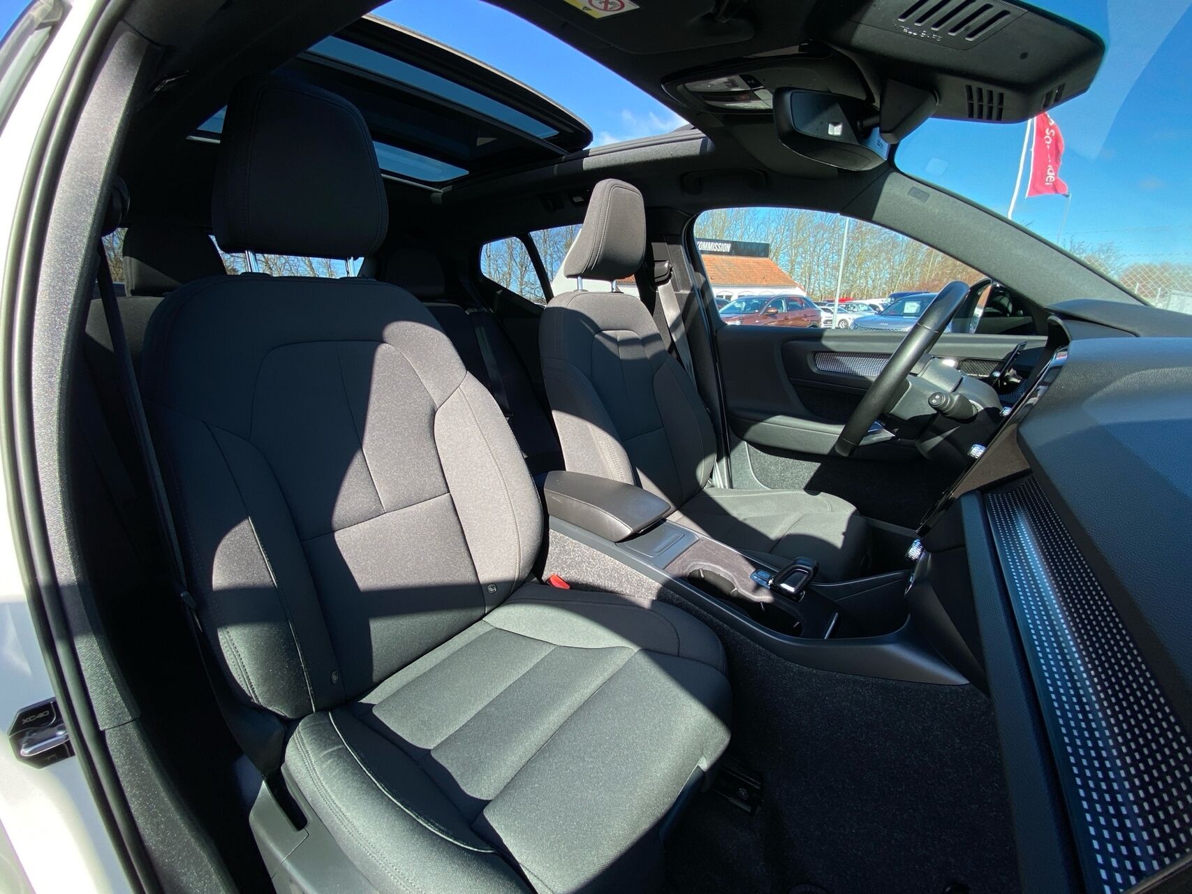 Billede af Volvo XC40 P8 Recharge Twin Plus AWD 408HK 5d Aut.