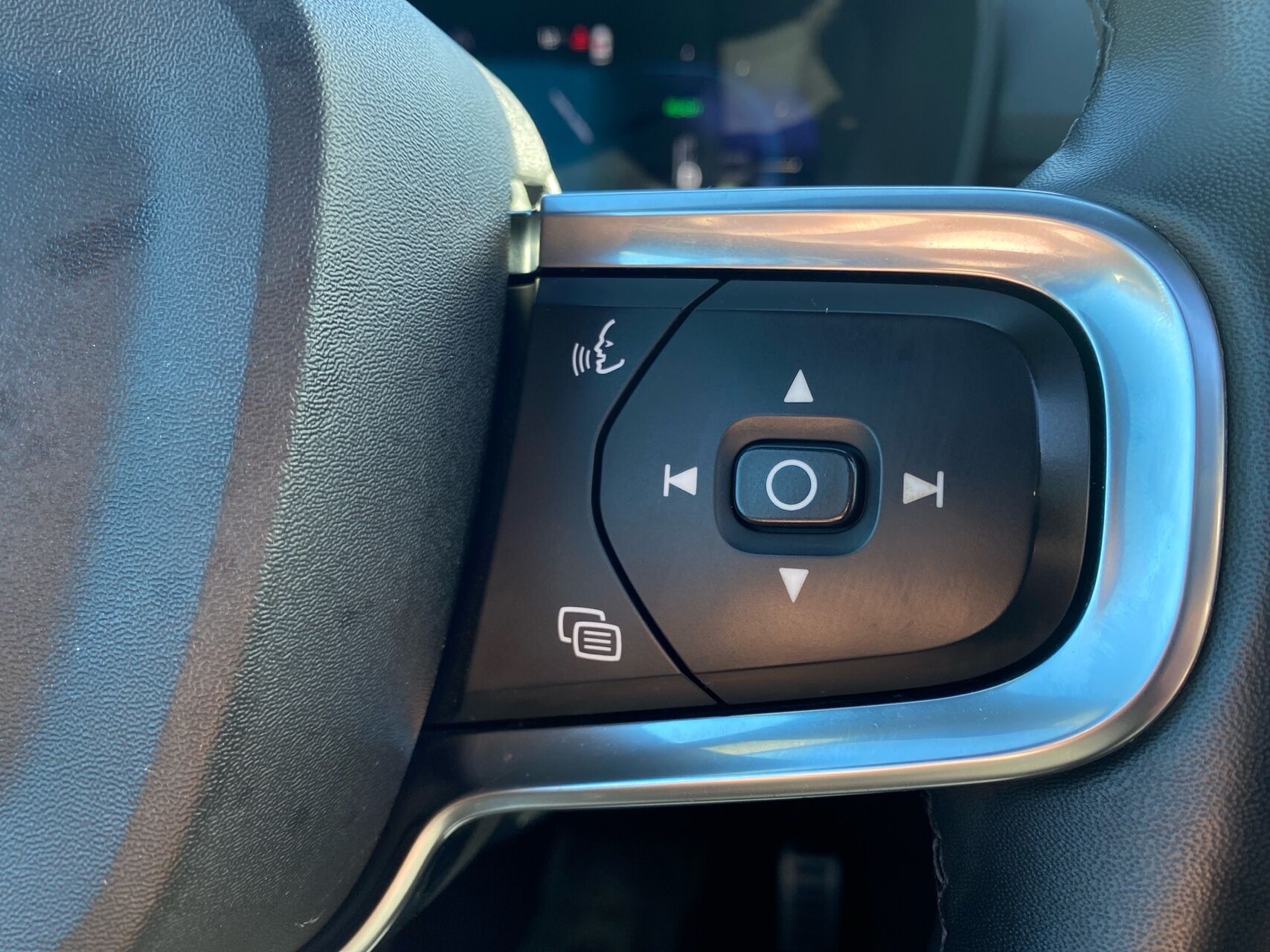 Billede af Volvo XC40 P8 Recharge Twin Plus AWD 408HK 5d Aut.