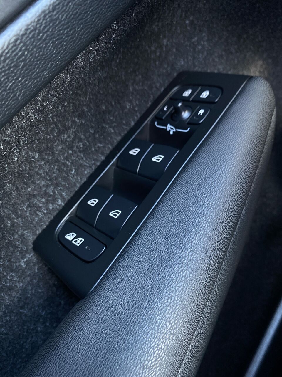 Billede af Volvo XC40 P8 Recharge Twin Plus AWD 408HK 5d Aut.