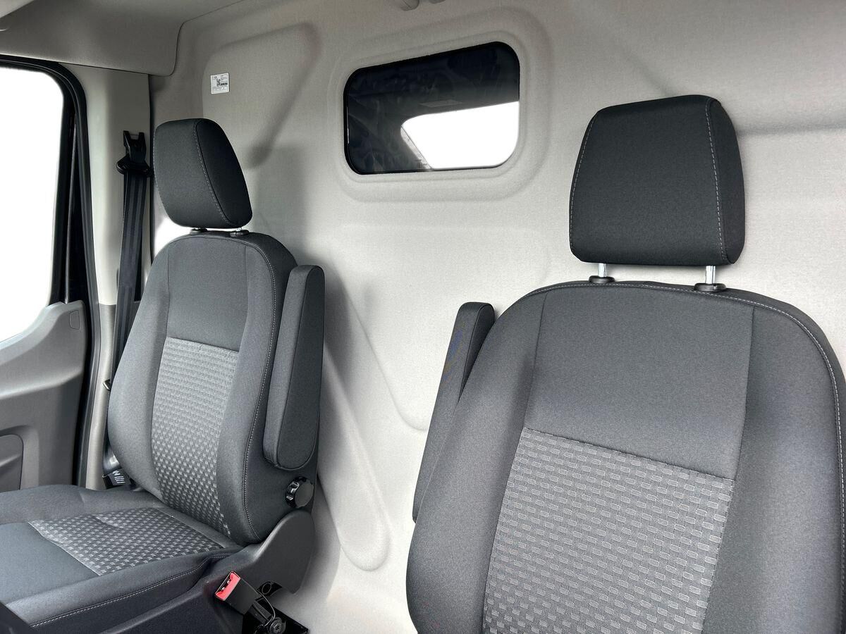 Billede af Ford Transit 350 L3H2 2,0 TDCi Trend 130HK Van 8g Aut.