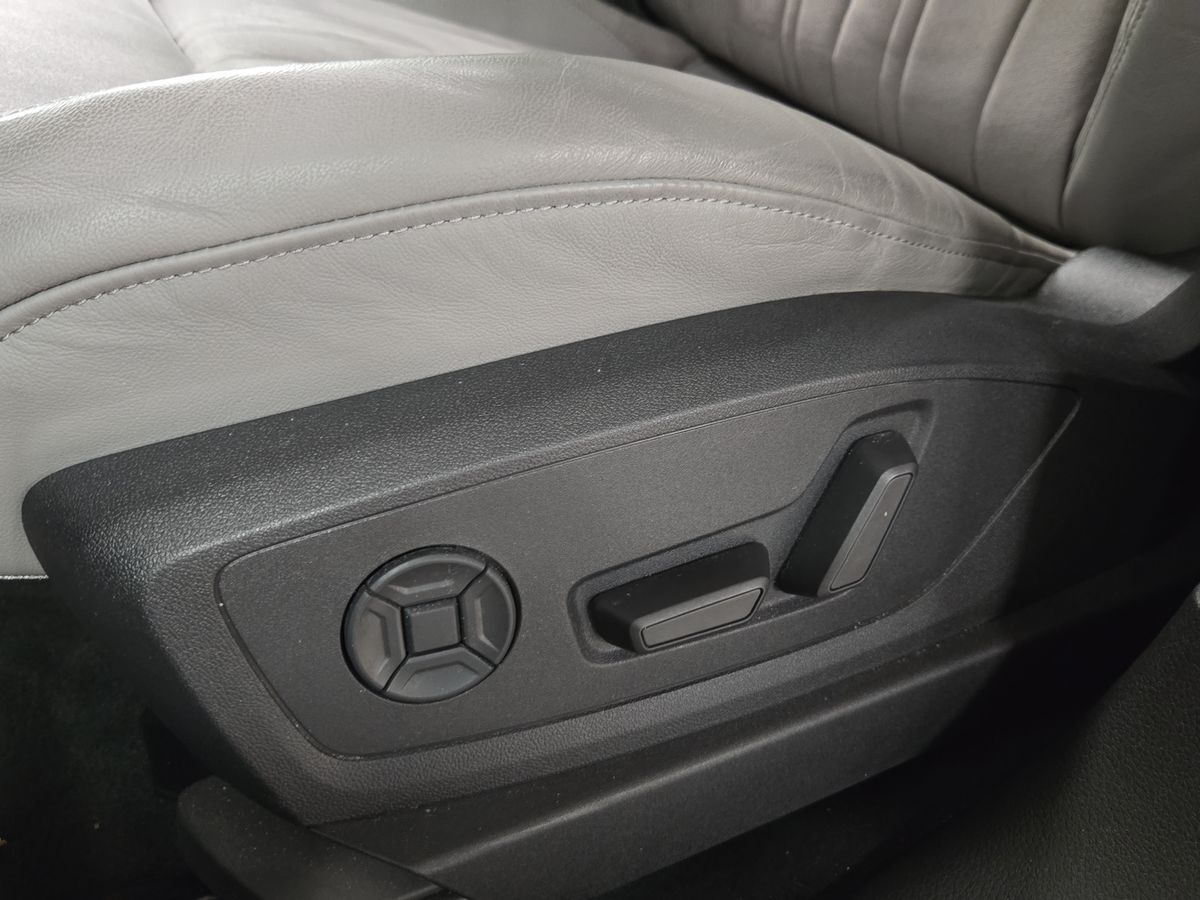 Billede af Audi E-tron 55 Advanced Quattro 408HK 5d Aut.