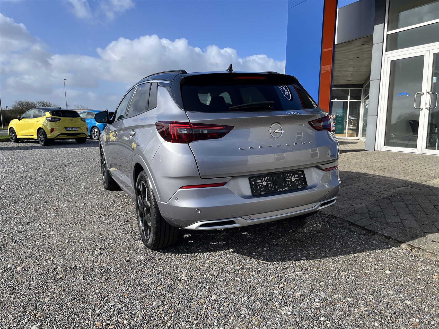 Billede af Opel Grandland 1,6 PHEV  Plugin-hybrid Ultimate EAT8 225HK 5d 8g Aut.