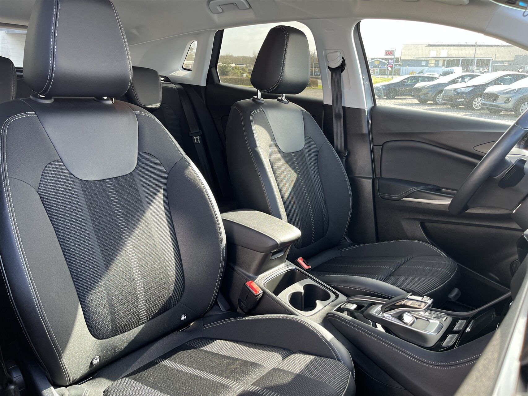 Billede af Opel Grandland 1,6 PHEV  Plugin-hybrid Ultimate EAT8 225HK 5d 8g Aut.