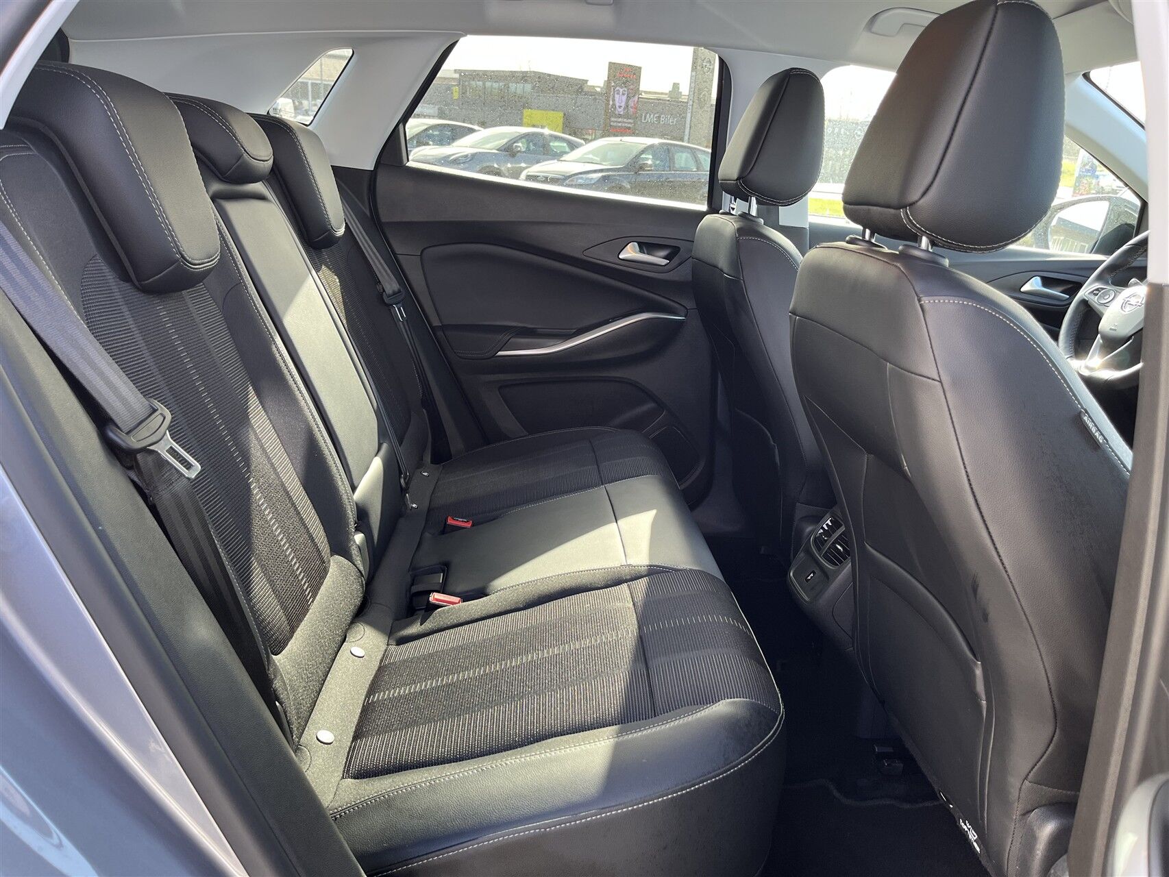 Billede af Opel Grandland 1,6 PHEV  Plugin-hybrid Ultimate EAT8 225HK 5d 8g Aut.