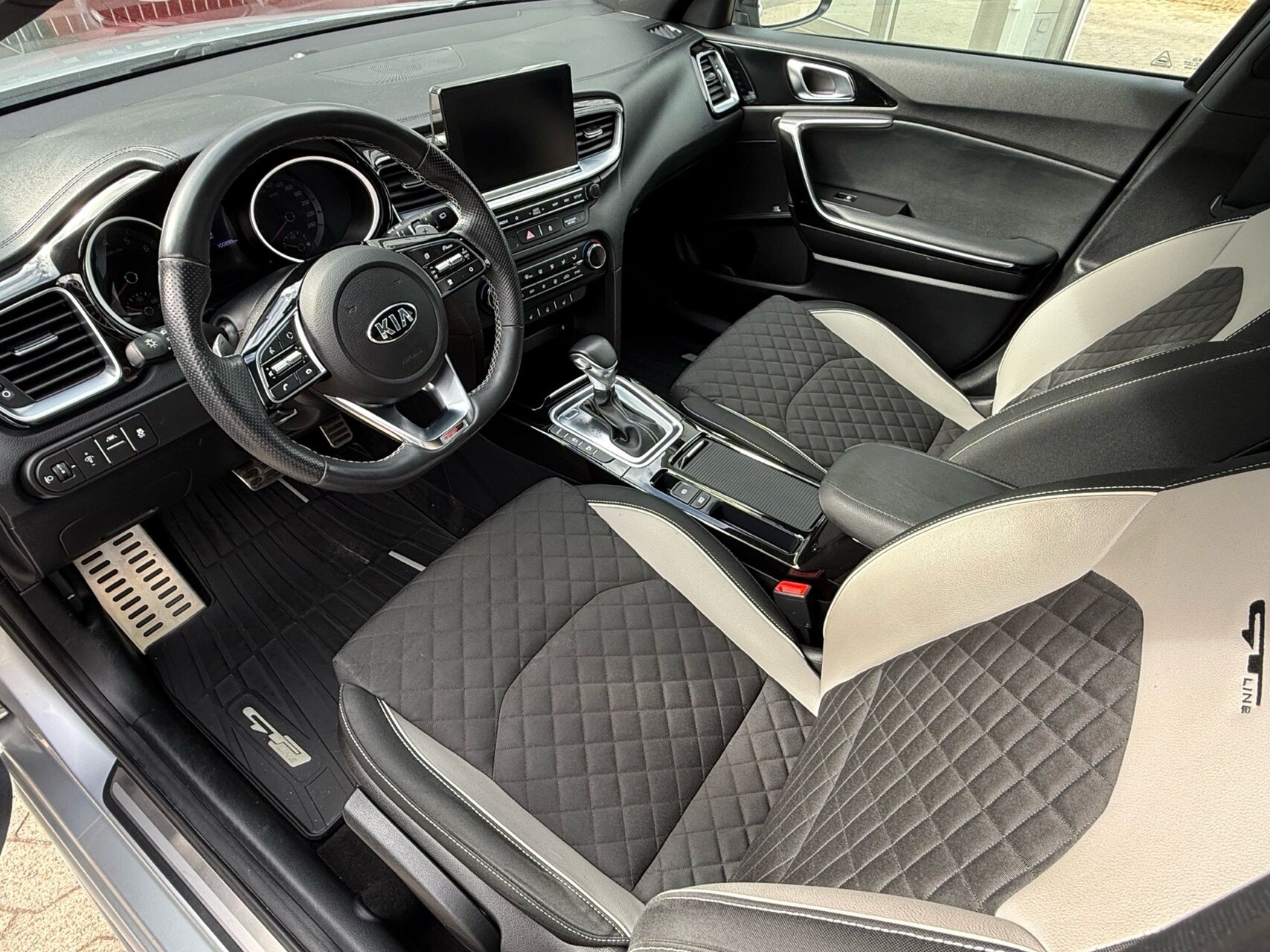 Billede af Kia Ceed 1,4 T-GDI GT-Line DCT 140HK 5d 7g Aut.