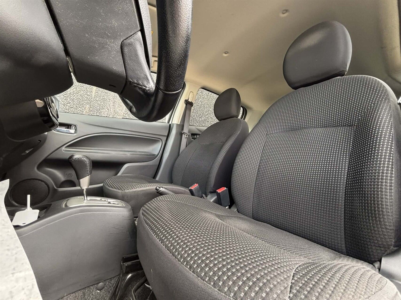 Billede af Mitsubishi Space Star 1,2 Intense CVT 80HK 5d Aut.