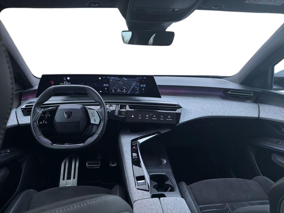 Billede af Peugeot e-3008 EL GT Pack 210HK 5d Aut.