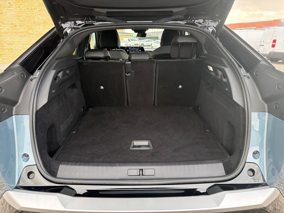 Billede af Peugeot e-3008 EL GT Pack 210HK 5d Aut.