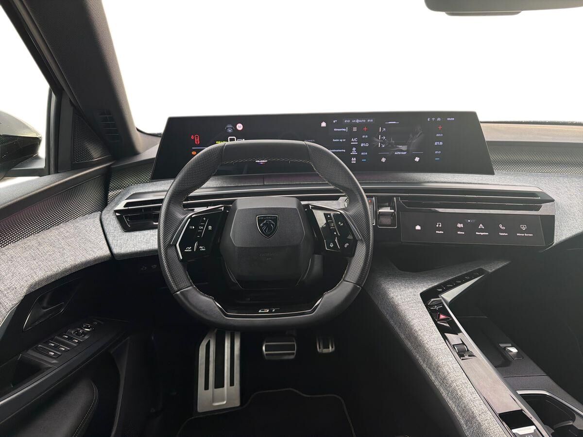 Billede af Peugeot e-3008 EL GT Pack 210HK 5d Aut.