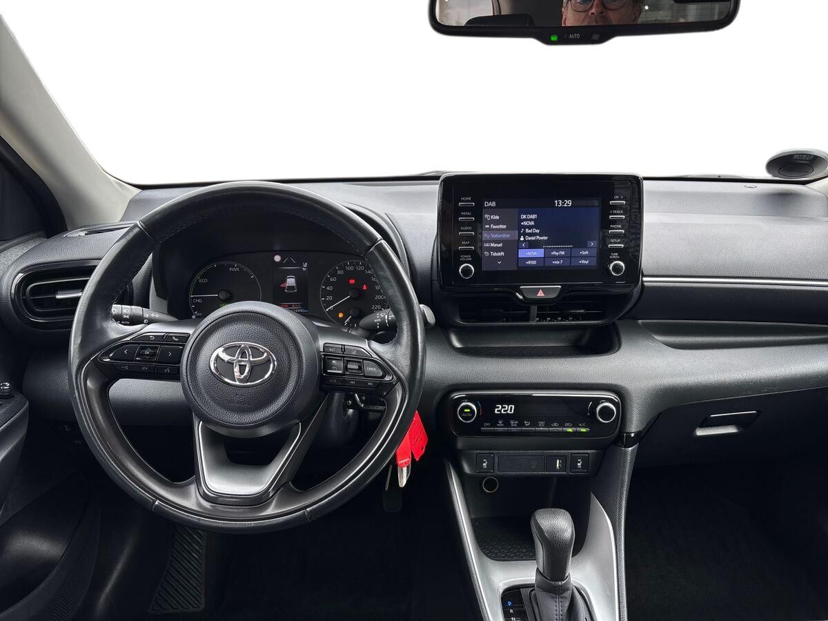 Billede af Toyota Yaris 1,5 Hybrid H3 Vision 116HK 5d Trinl. Gear
