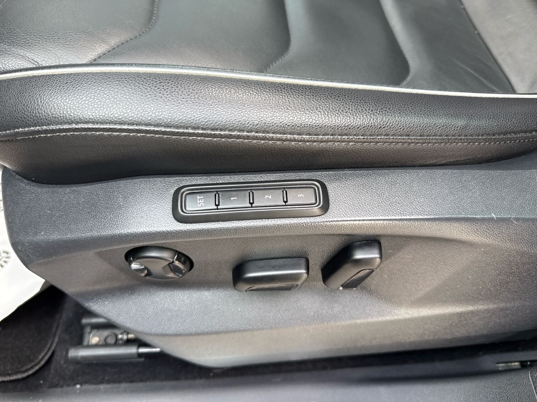 Billede af VW Tiguan 2,0 TDI BMT SCR Highline 4Motion DSG 190HK 5d 7g Aut.