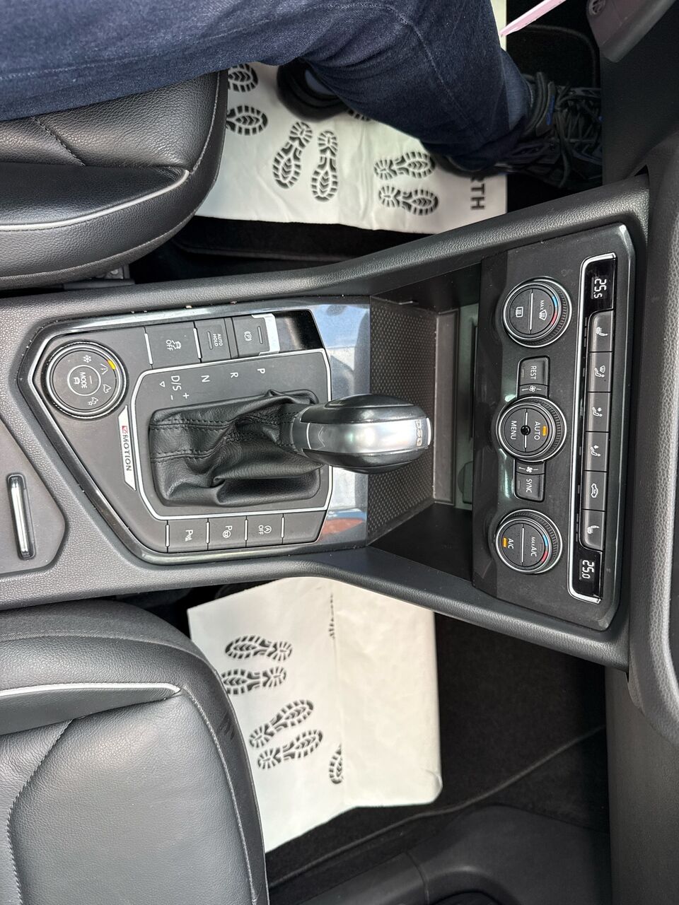 Billede af VW Tiguan 2,0 TDI BMT SCR Highline 4Motion DSG 190HK 5d 7g Aut.