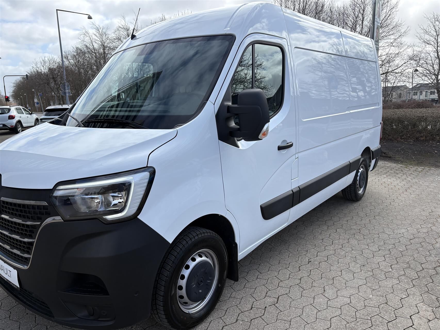 Billede af Renault Master T33 L2H2 2,3 DCI TwinTurbo start/stop 150HK Van 6g