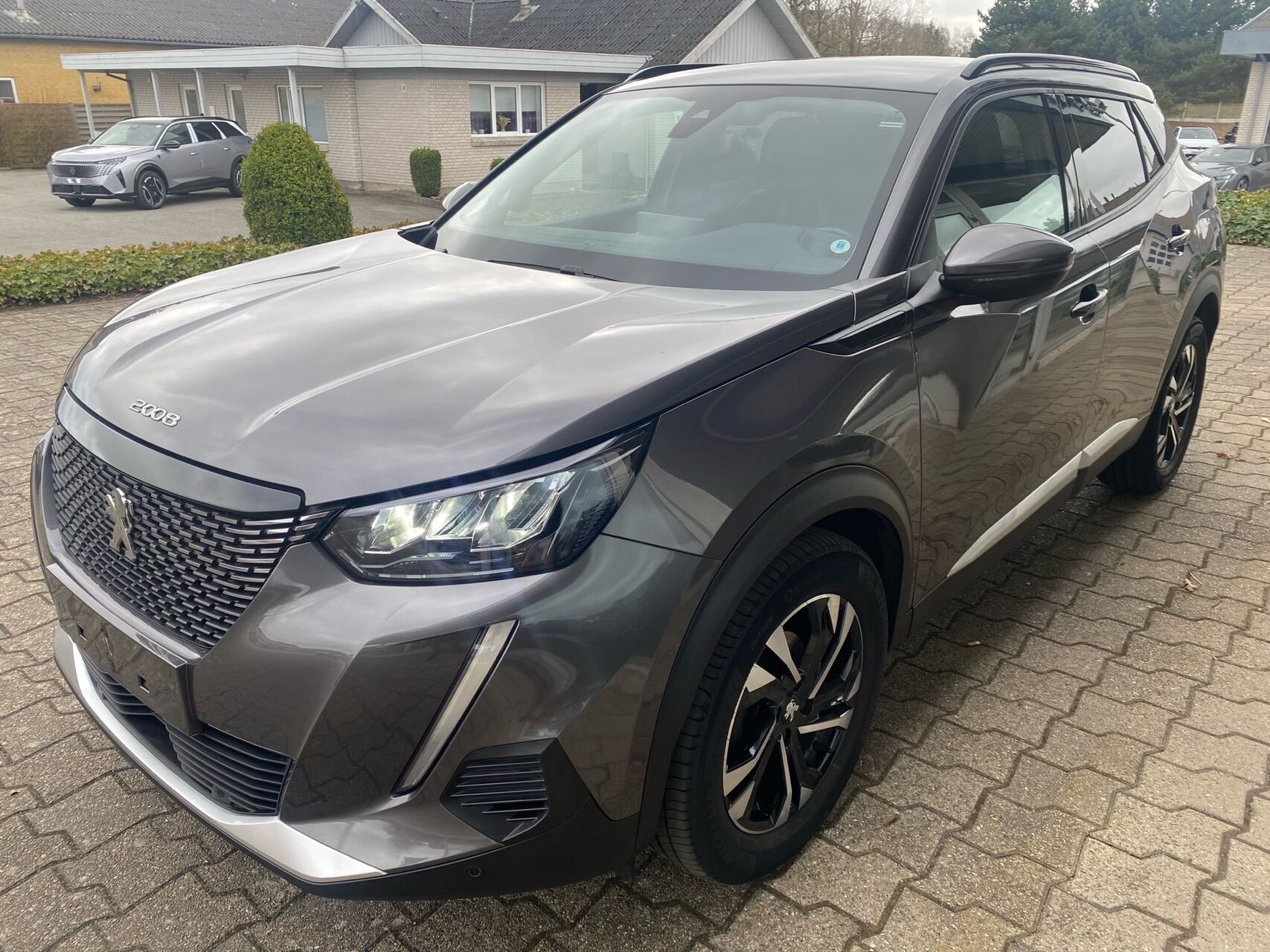 Billede af Peugeot 2008 1,5 BlueHDi Edition 210+ 100HK 5d 6g