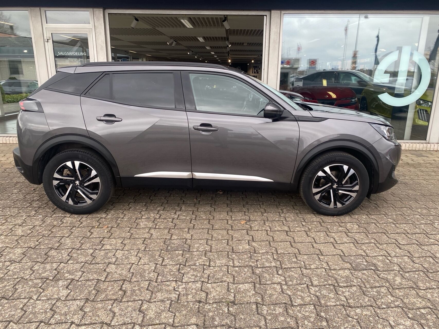 Billede af Peugeot 2008 1,5 BlueHDi Edition 210+ 100HK 5d 6g