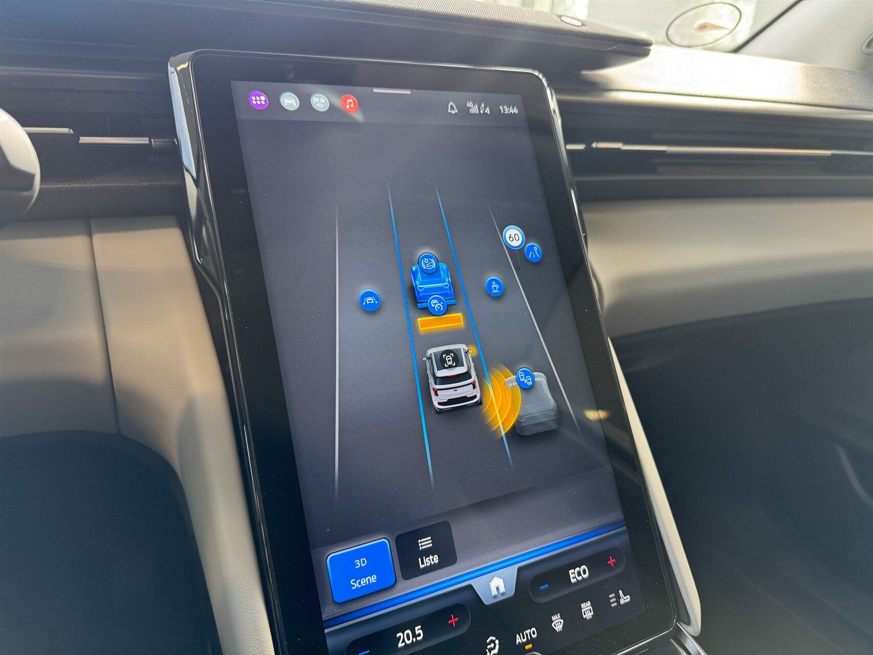 Billede af Ford Explorer EL UR Select RWD 286HK 5d Aut.