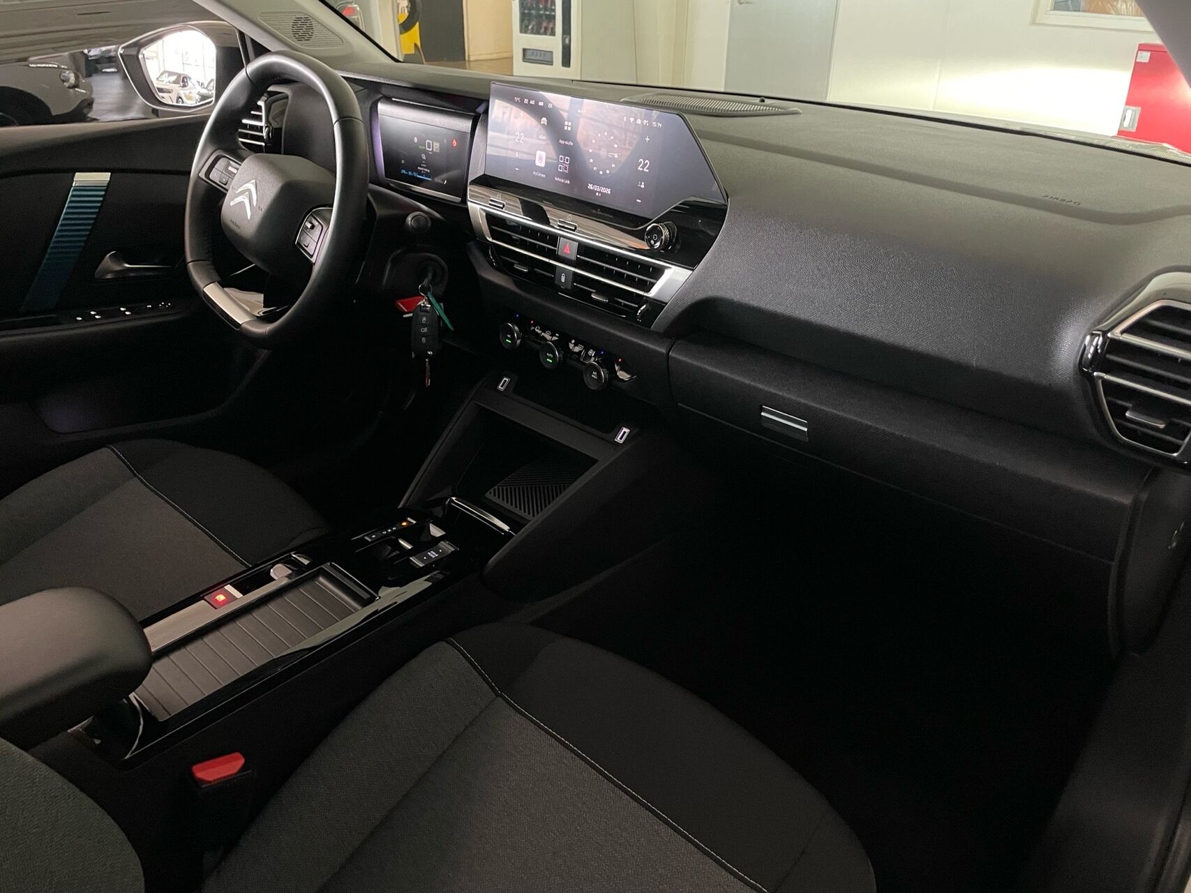 Billede af Citroën e-C4 EL Feel 136HK 5d Aut.