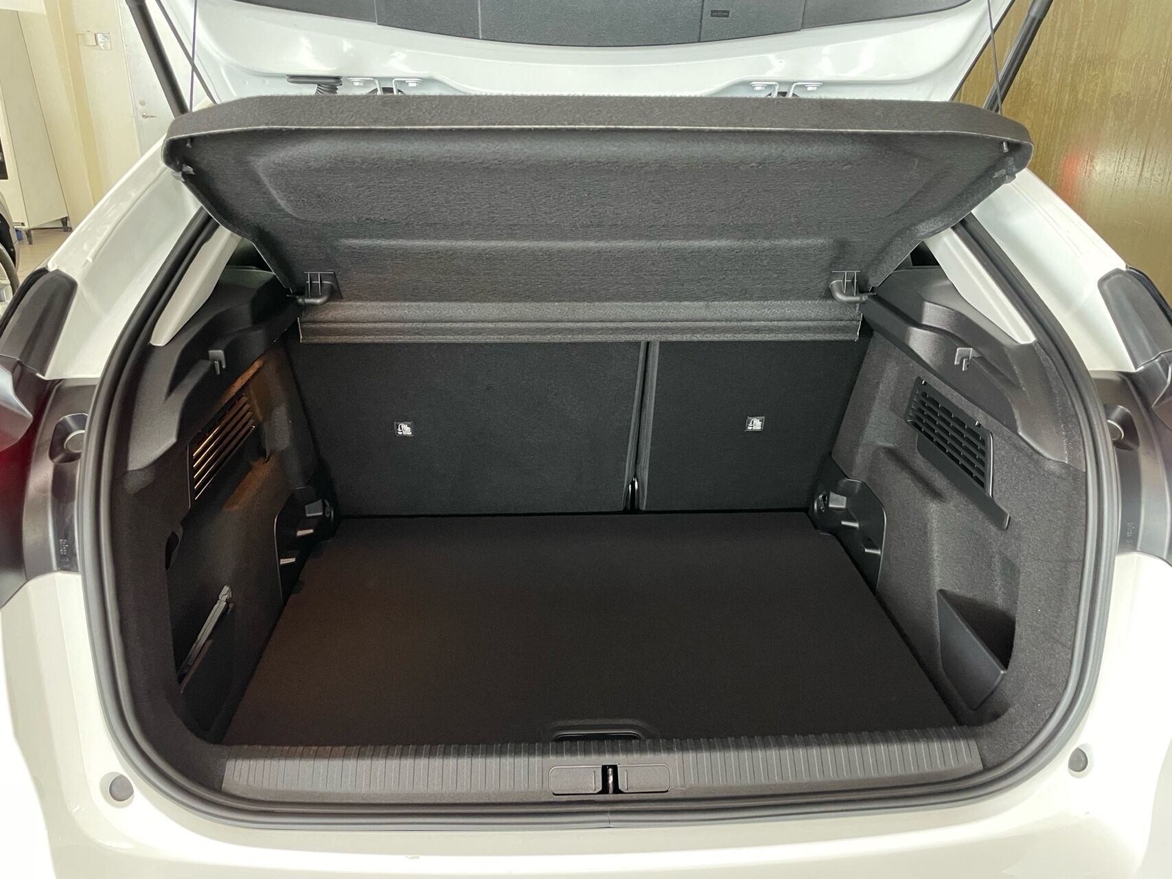 Billede af Citroën e-C4 EL Feel 136HK 5d Aut.