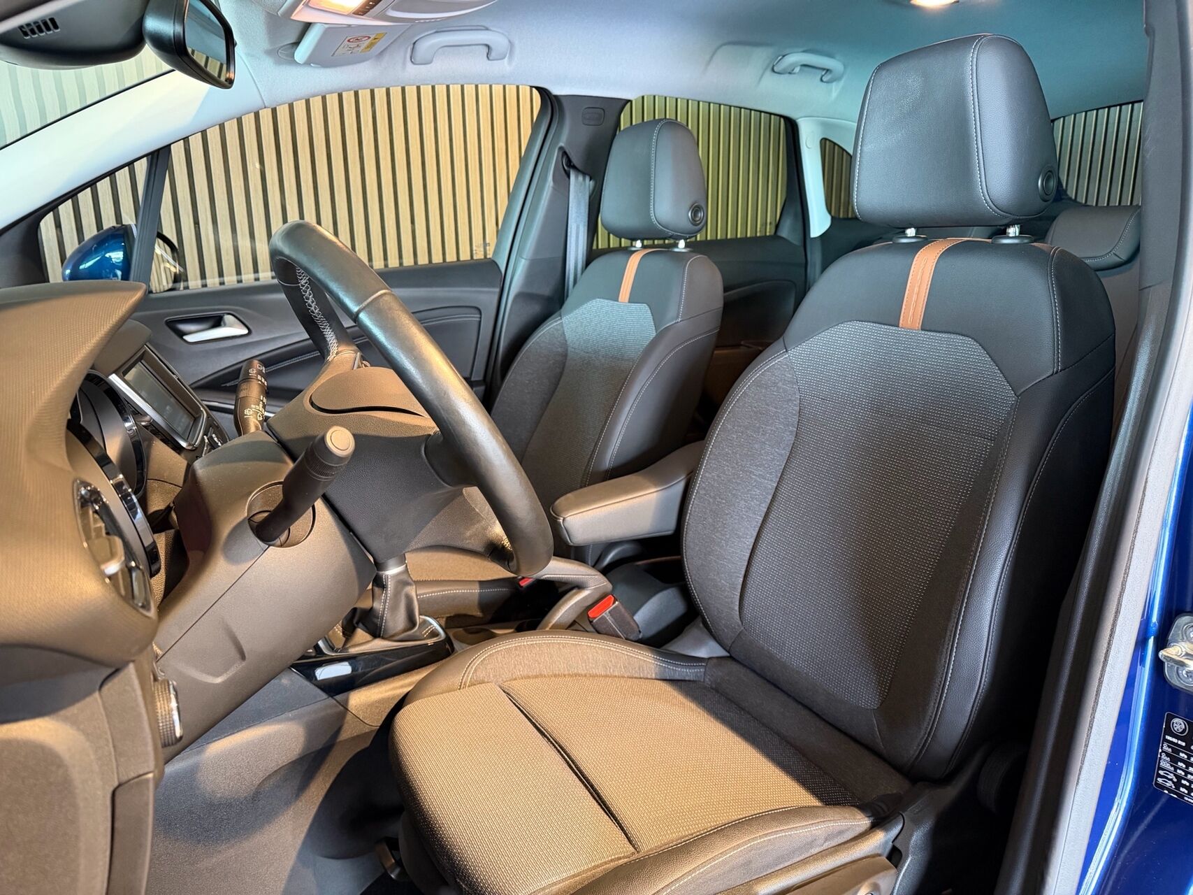 Billede af Opel Crossland 1,2 First Edition 83HK 5d