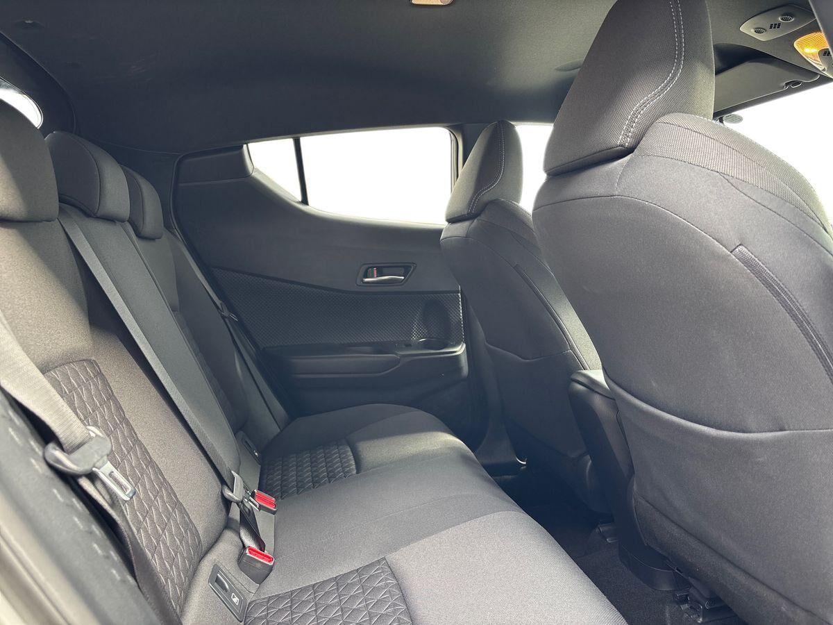 Billede af Toyota C-HR 1,8 Hybrid C-LUB Smart Multidrive S 122HK 5d Aut.