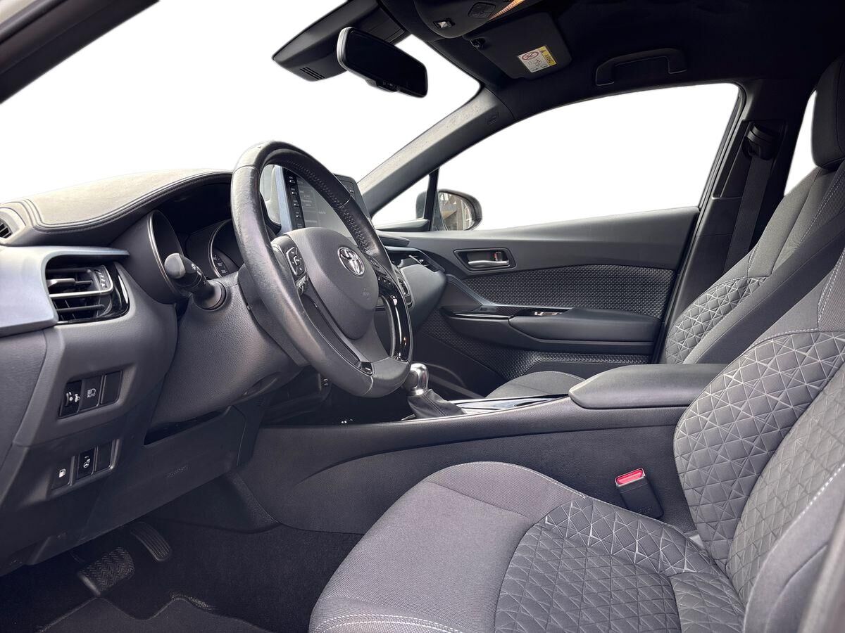 Billede af Toyota C-HR 1,8 Hybrid C-LUB Smart Multidrive S 122HK 5d Aut.