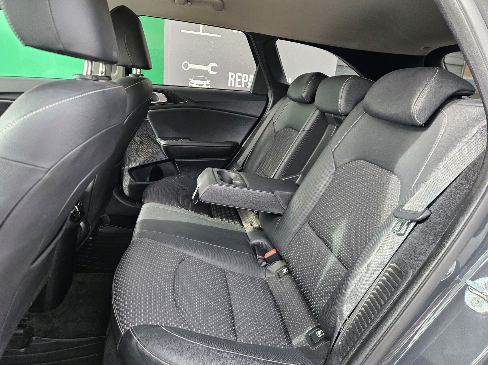 Billede af Kia Ceed SW 1,6 GDI PHEV  Plugin-hybrid Intro DCT 141HK Stc 6g Aut.